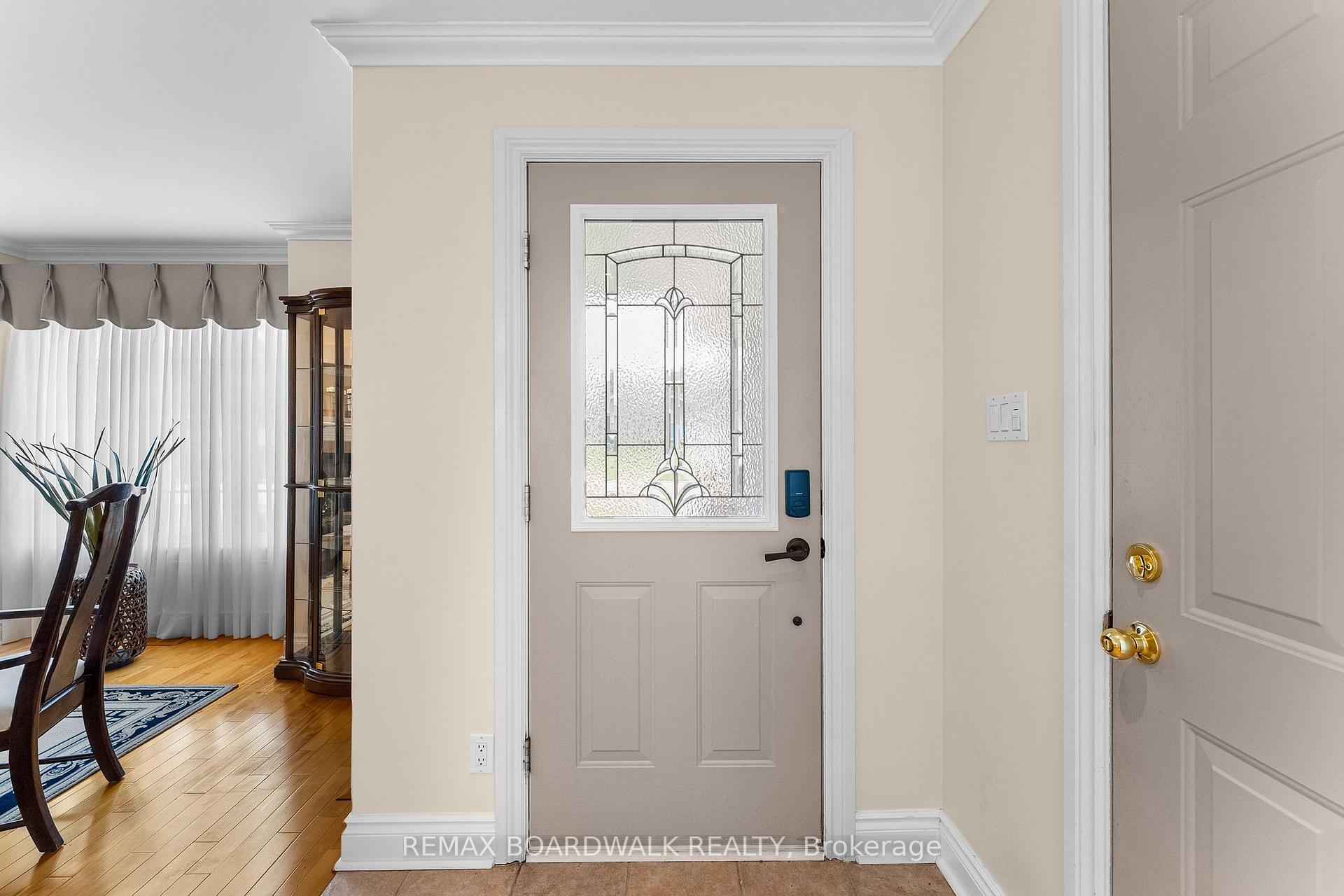 Photo 4 of 60 Dr Gordon Crescent, North Grenville, Kemptville — HOMEH