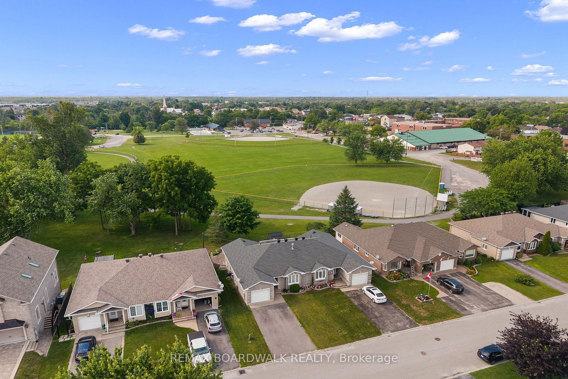 Photo 39 of 60 Dr Gordon Crescent, North Grenville, Kemptville — HOMEH
