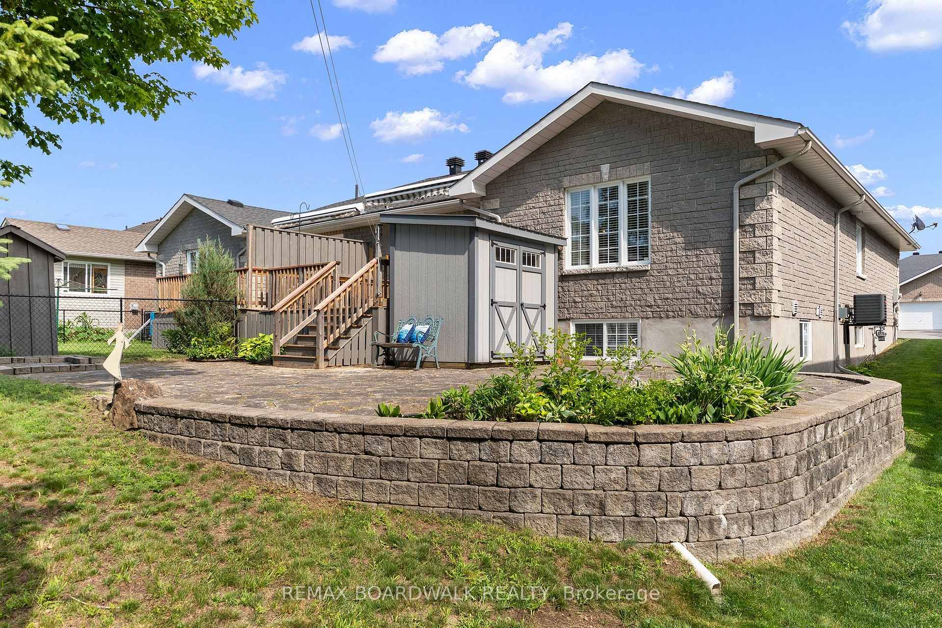 Photo 40 of 60 Dr Gordon Crescent, North Grenville, Kemptville — HOMEH