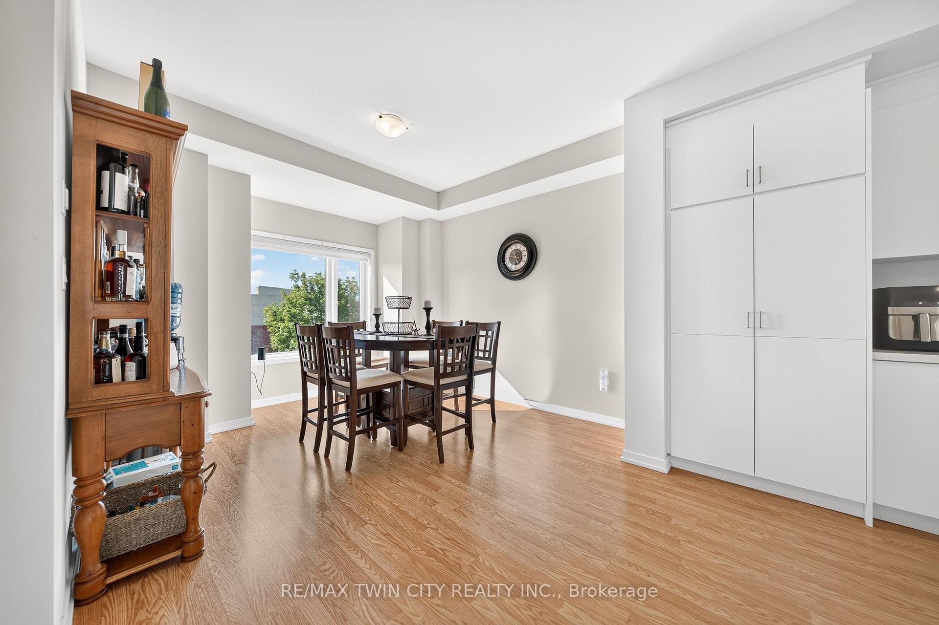 Photo 4 of 49 Lambert Lane, Caledon, Bolton East — HOMEH