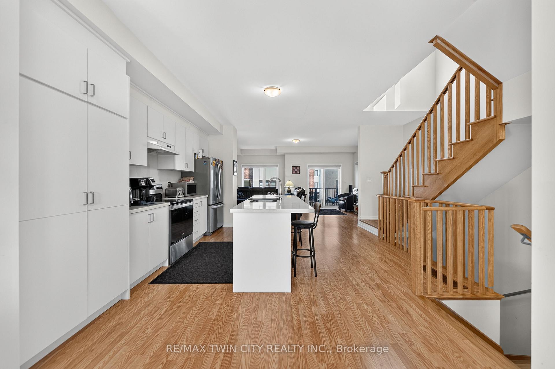 Photo 7 of 49 Lambert Lane, Caledon, Bolton East — HOMEH