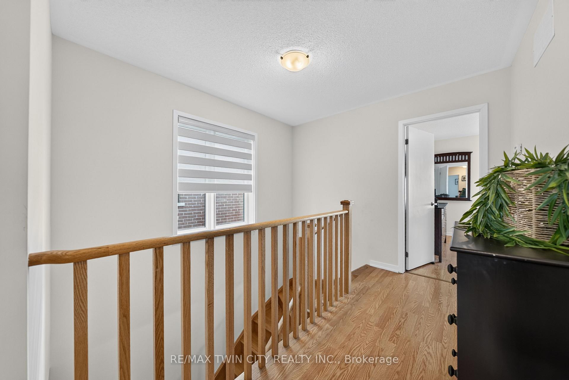 Photo 26 of 49 Lambert Lane, Caledon, Bolton East — HOMEH