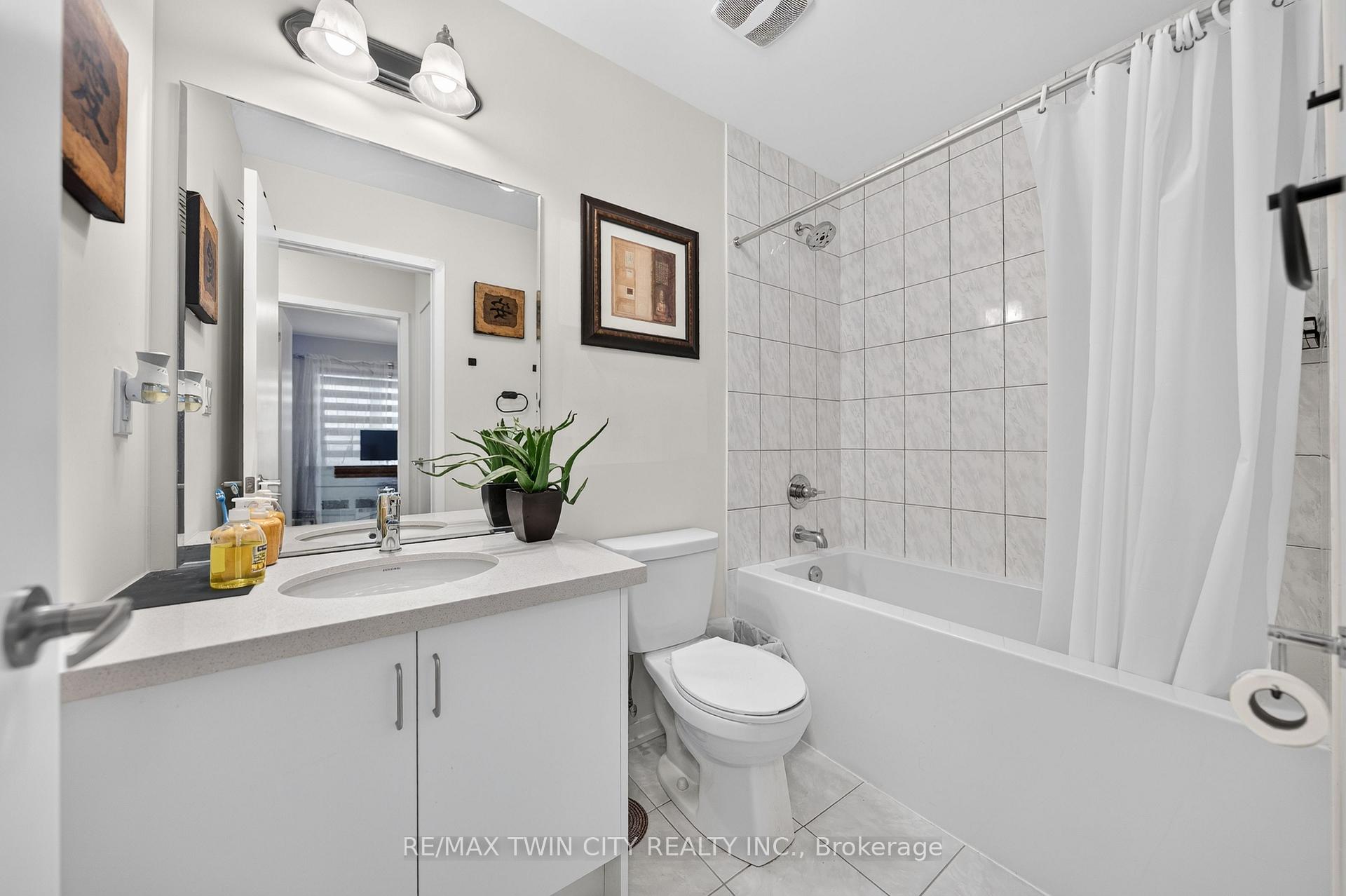 Photo 35 of 49 Lambert Lane, Caledon, Bolton East — HOMEH