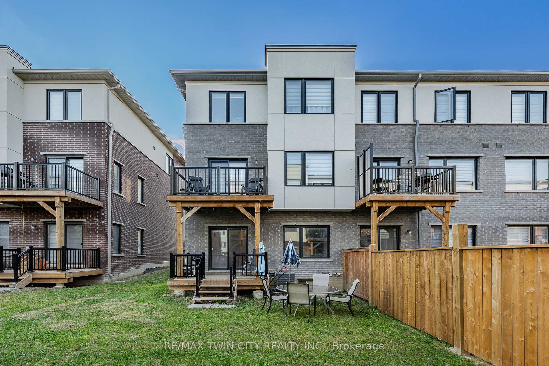 Photo 46 of 49 Lambert Lane, Caledon, Bolton East — HOMEH