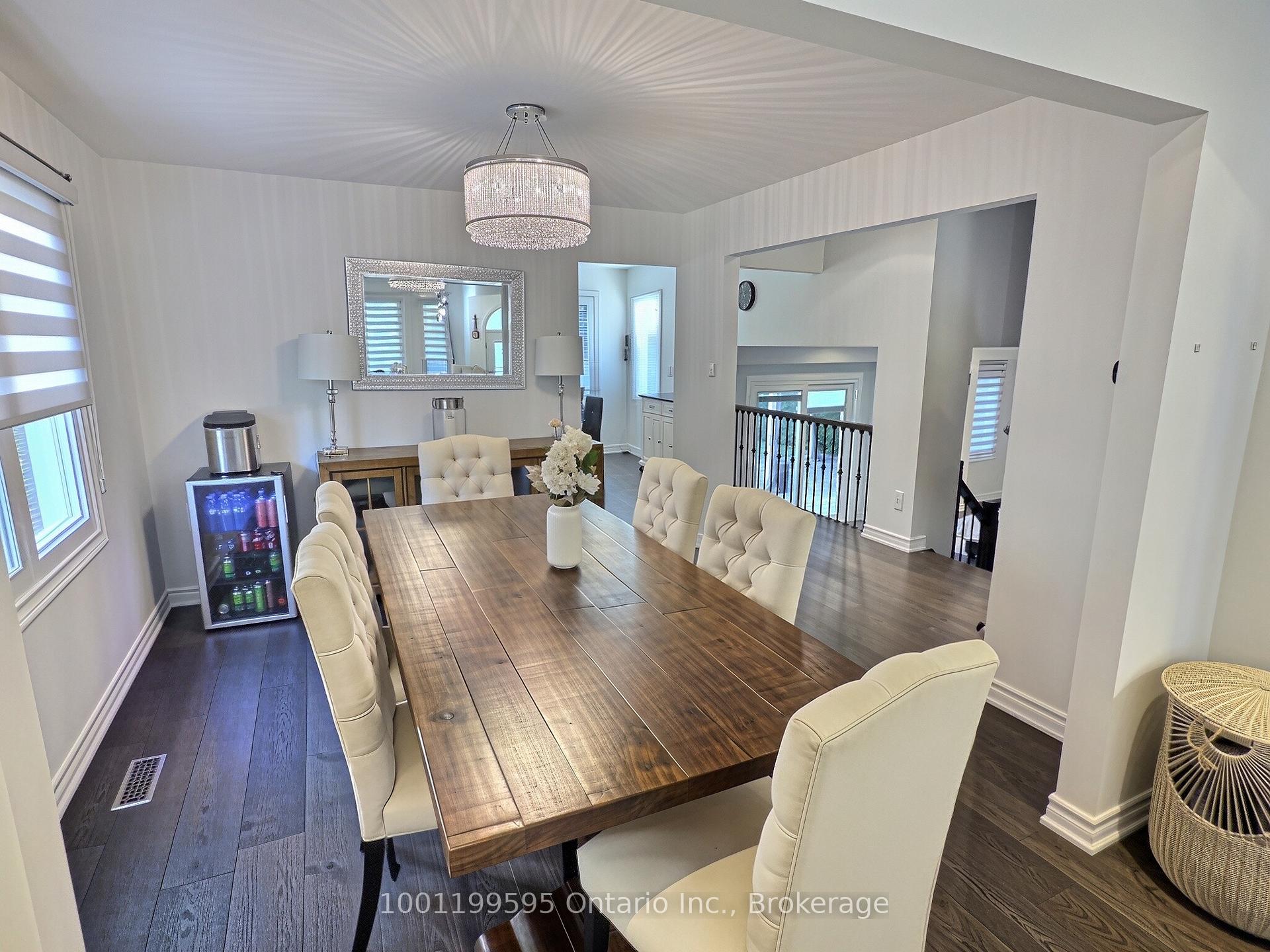 Photo 5 of 352 Crossland Gate, Newmarket, Glenway Estates — HOMEH