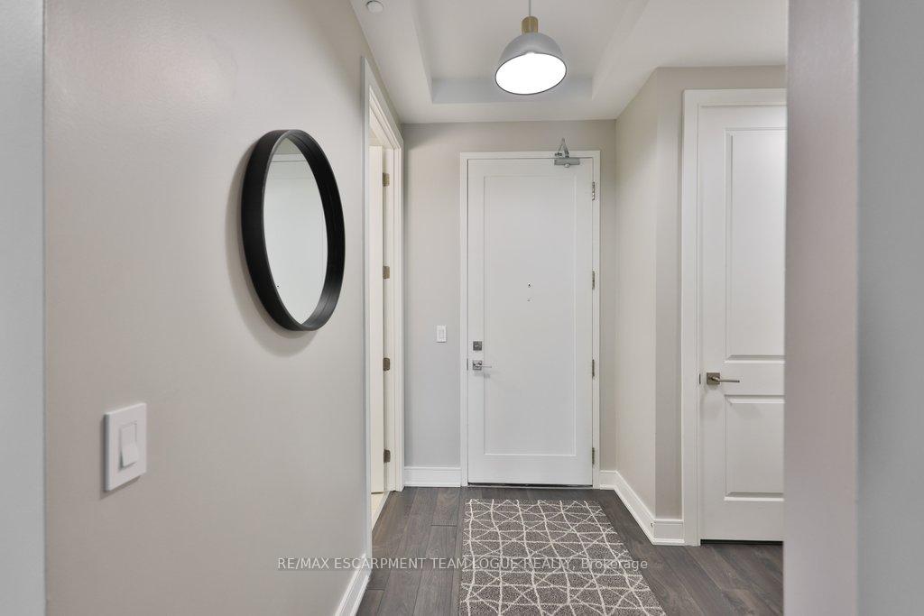 Photo 4 of Unit 1104, 150 Main Street W, Hamilton, Central — HOMEH