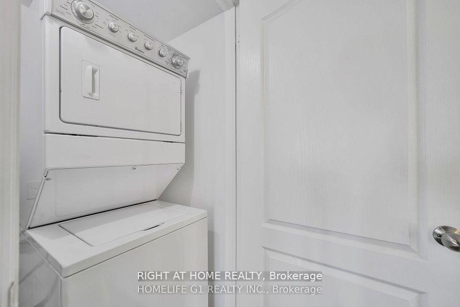 Photo 18 of Unit Unit 30, 2500 Post Road, Oakville, River Oaks — HOMEH