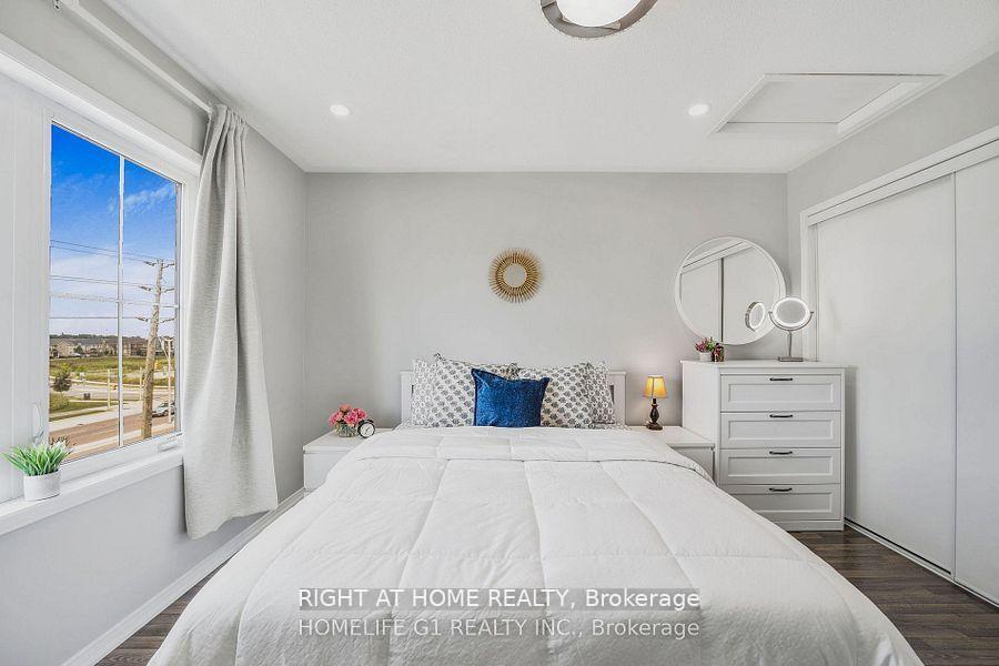 Photo 33 of Unit Unit 30, 2500 Post Road, Oakville, River Oaks — HOMEH