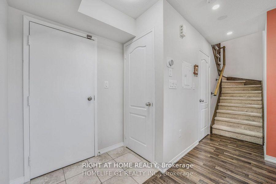 Photo 36 of Unit Unit 30, 2500 Post Road, Oakville, River Oaks — HOMEH