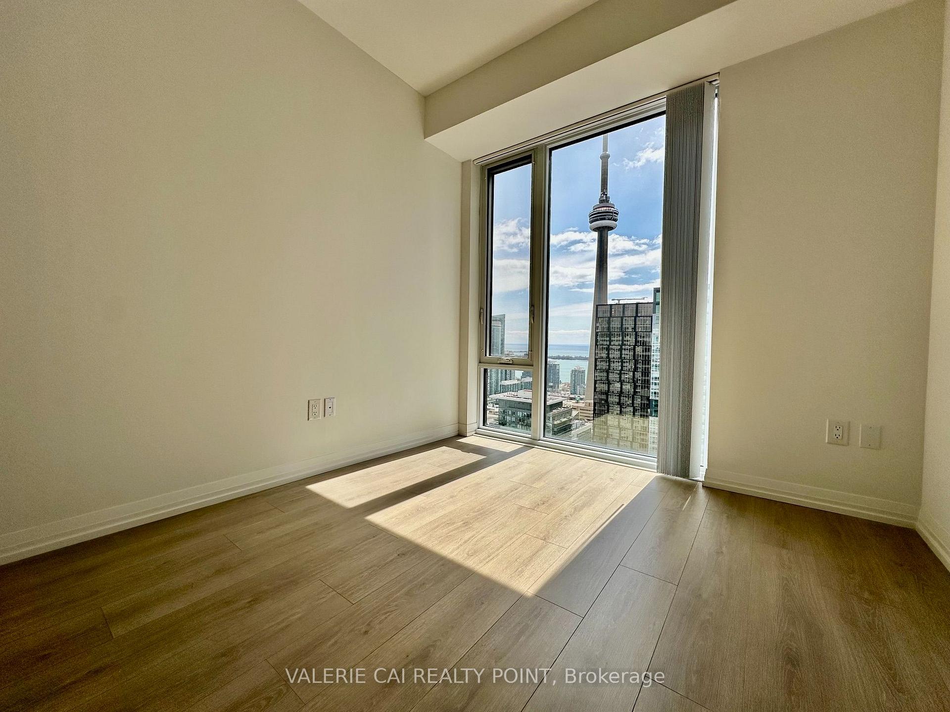Photo 7 of Unit 4829, 28 Widmer Street, Toronto, Waterfront Communities — HOMEH