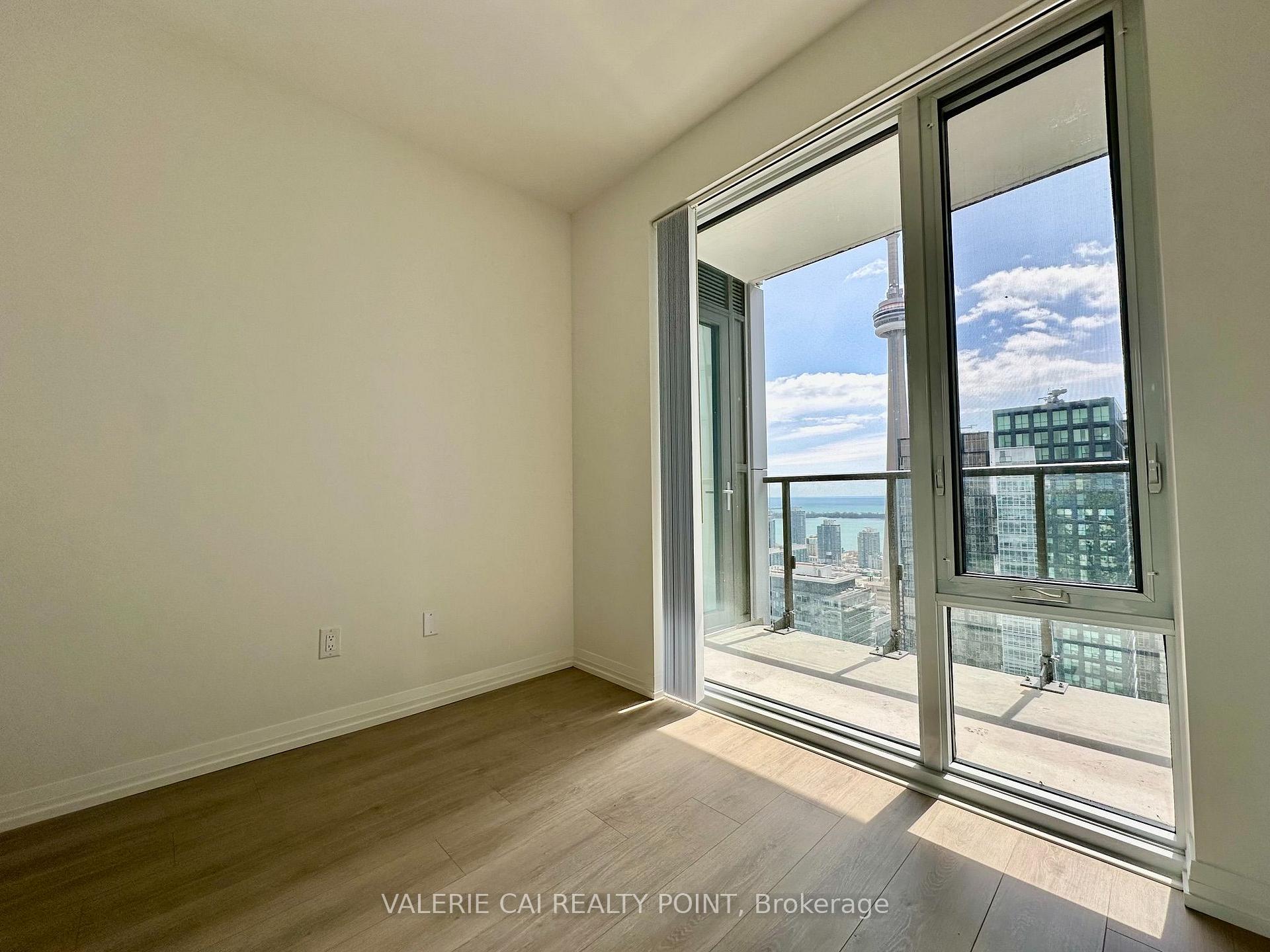 Photo 10 of Unit 4829, 28 Widmer Street, Toronto, Waterfront Communities — HOMEH