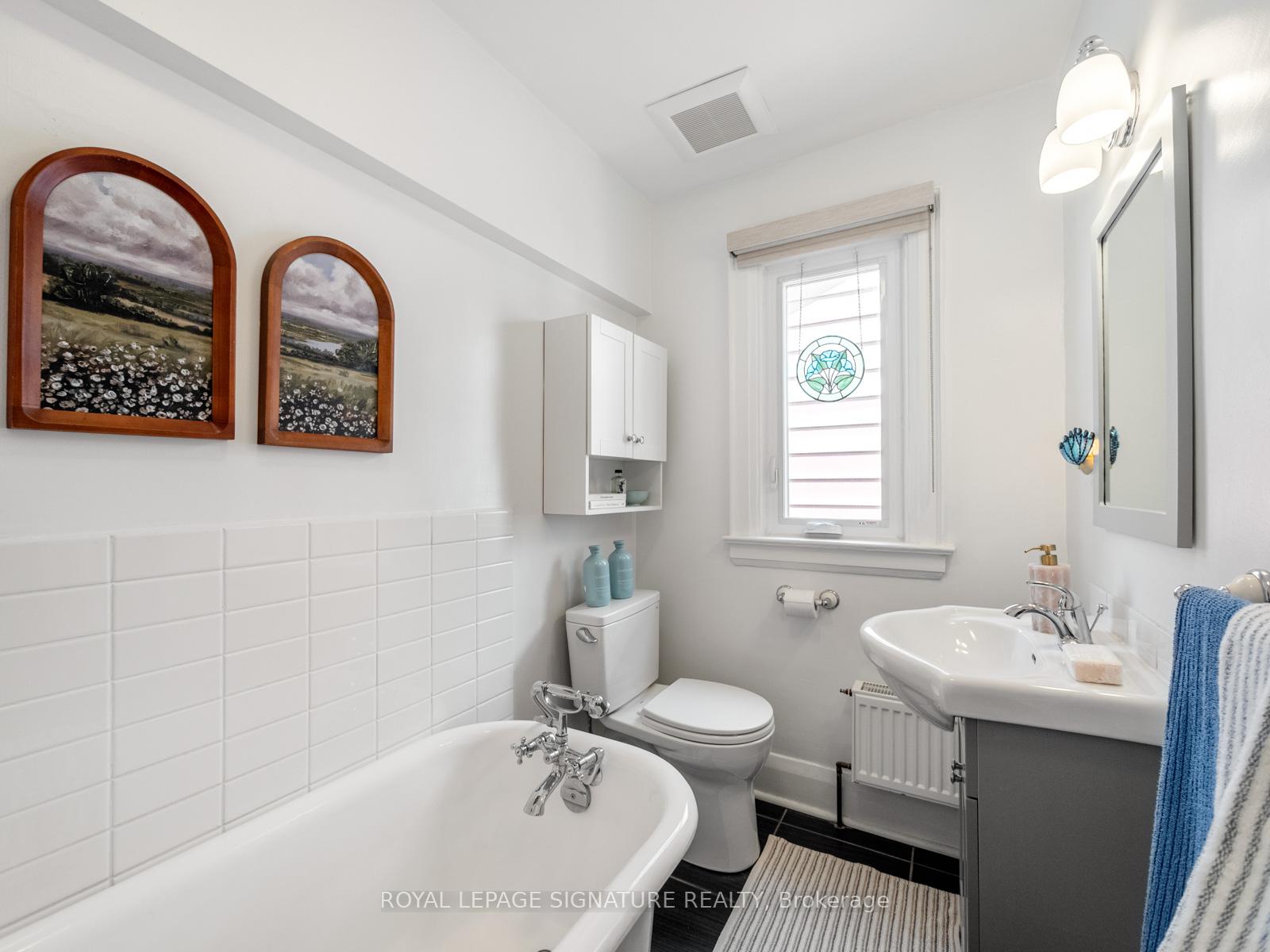 Photo 23 of 4 Kimbourne Avenue, Toronto, Danforth Village-East York — HOMEH