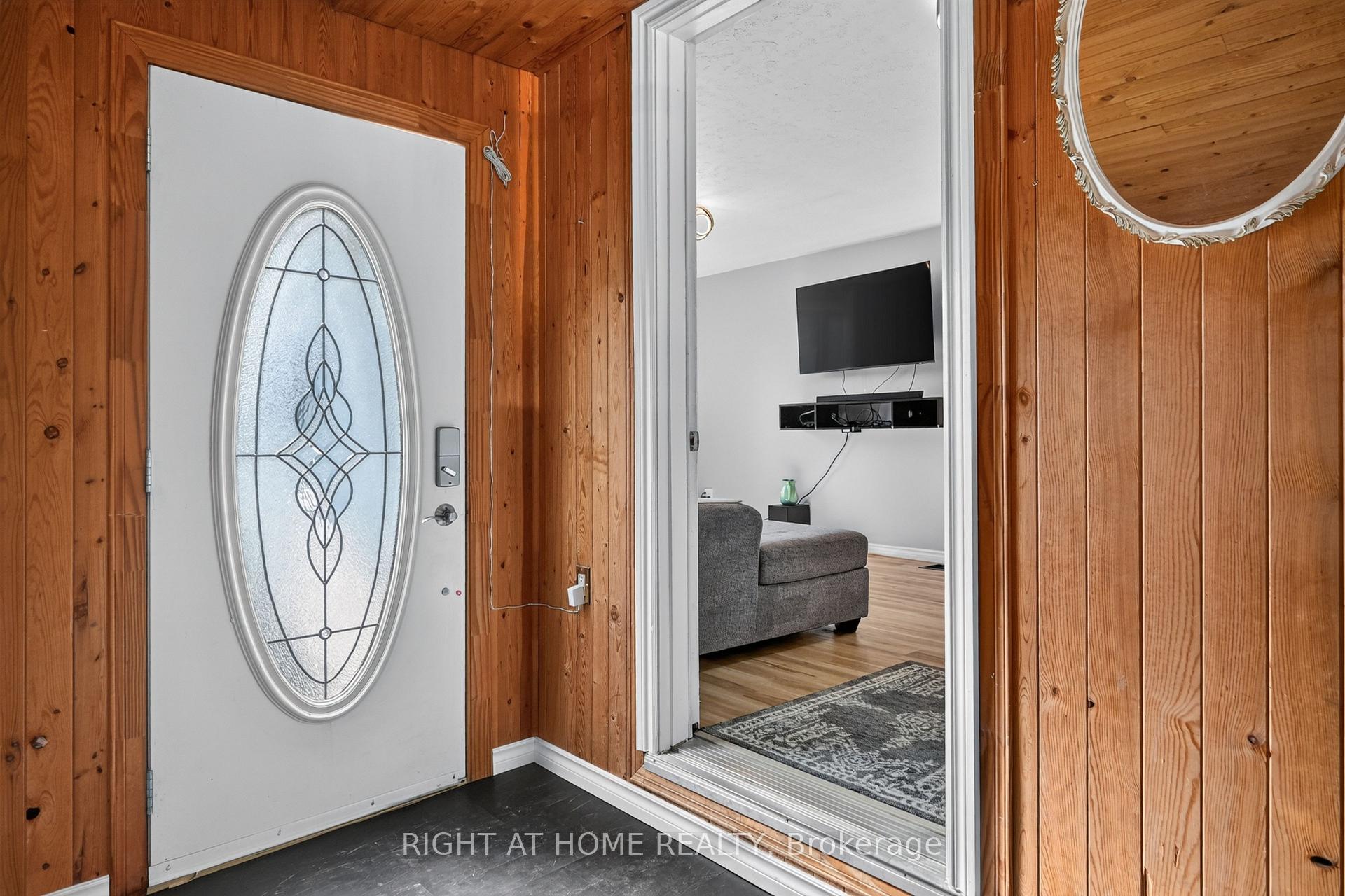 Photo 4 of 541 River Road S, Peterborough, Ashburnham Ward 4 — HOMEH