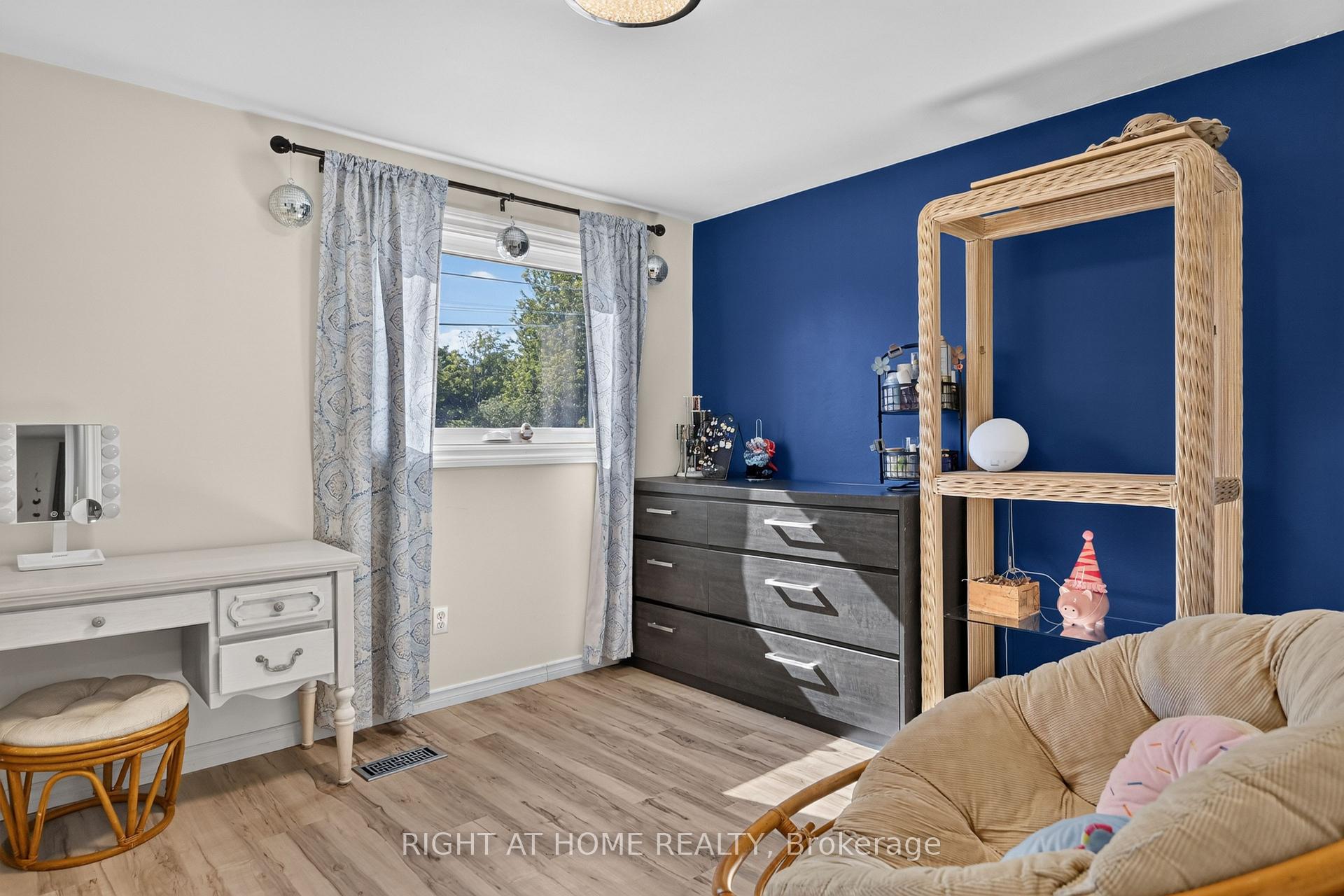 Photo 13 of 541 River Road S, Peterborough, Ashburnham Ward 4 — HOMEH