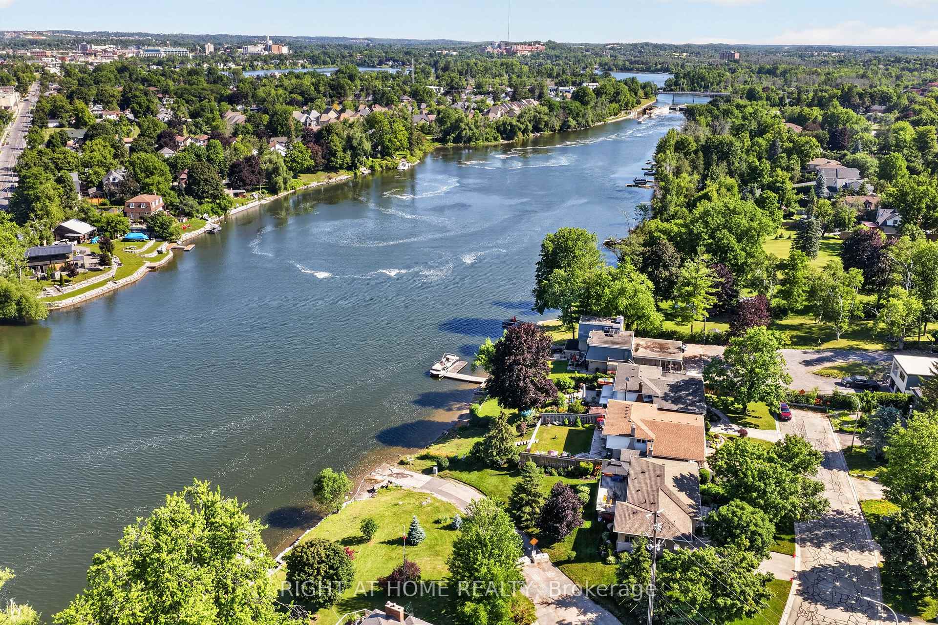 Photo 31 of 541 River Road S, Peterborough, Ashburnham Ward 4 — HOMEH