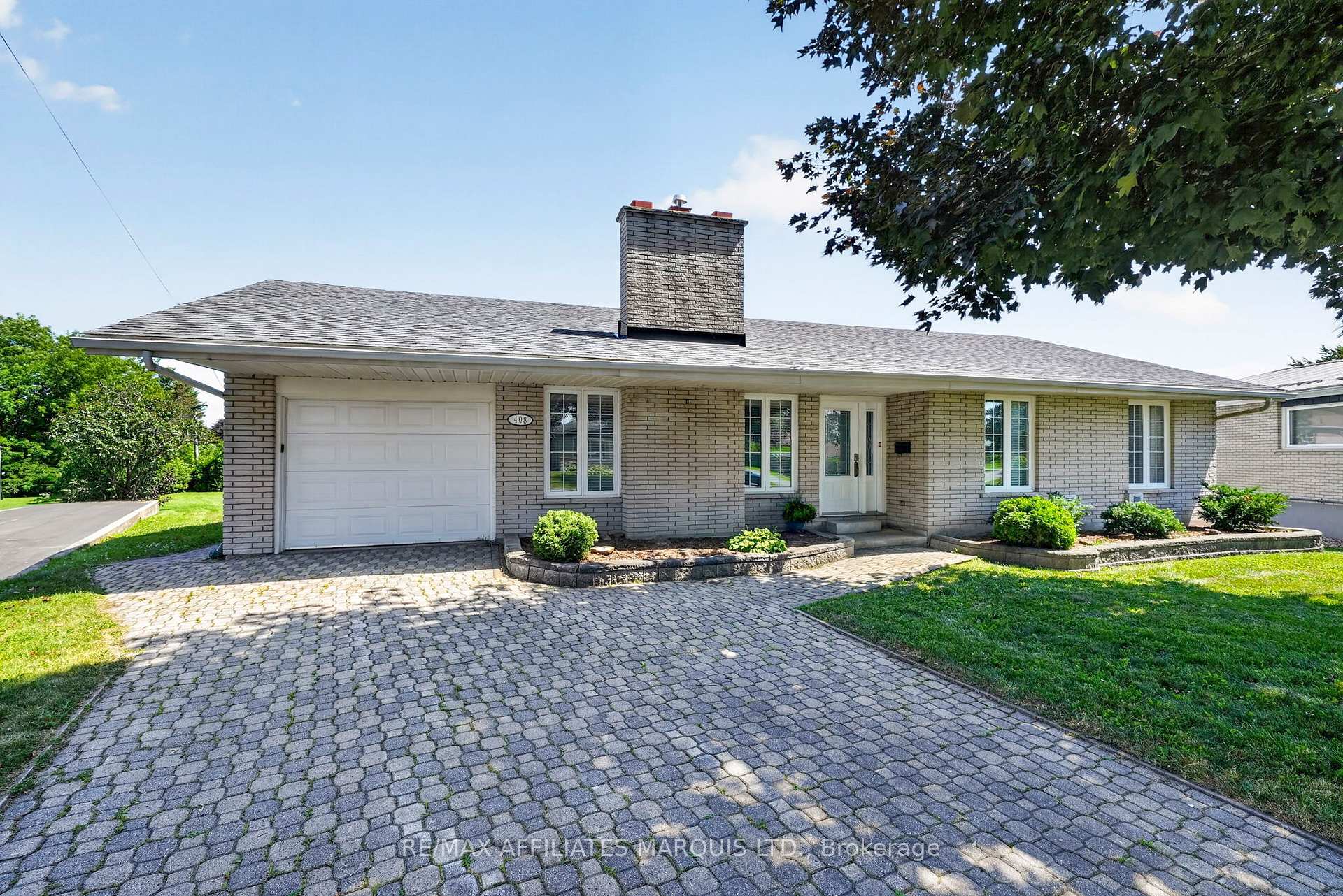 Photo 1 of 408 Bellevue Crescent, Cornwall, Cornwall — HOMEH