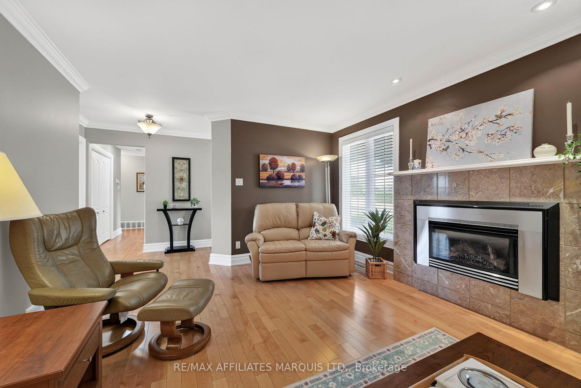 Photo 10 of 408 Bellevue Crescent, Cornwall, Cornwall — HOMEH