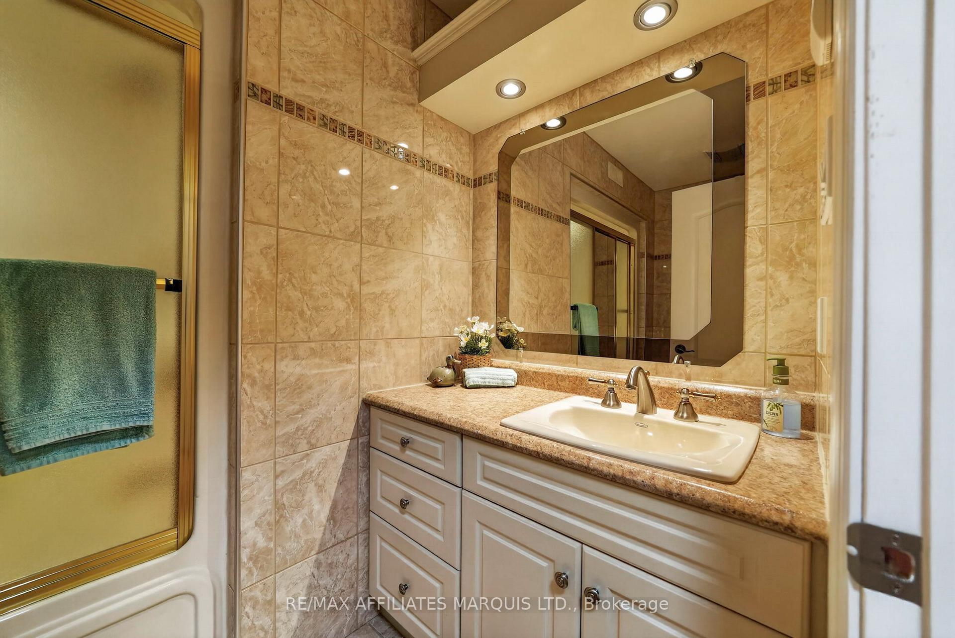 Photo 19 of 408 Bellevue Crescent, Cornwall, Cornwall — HOMEH