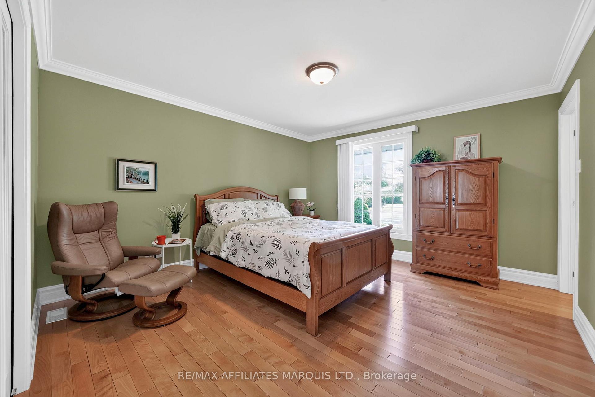 Photo 22 of 408 Bellevue Crescent, Cornwall, Cornwall — HOMEH