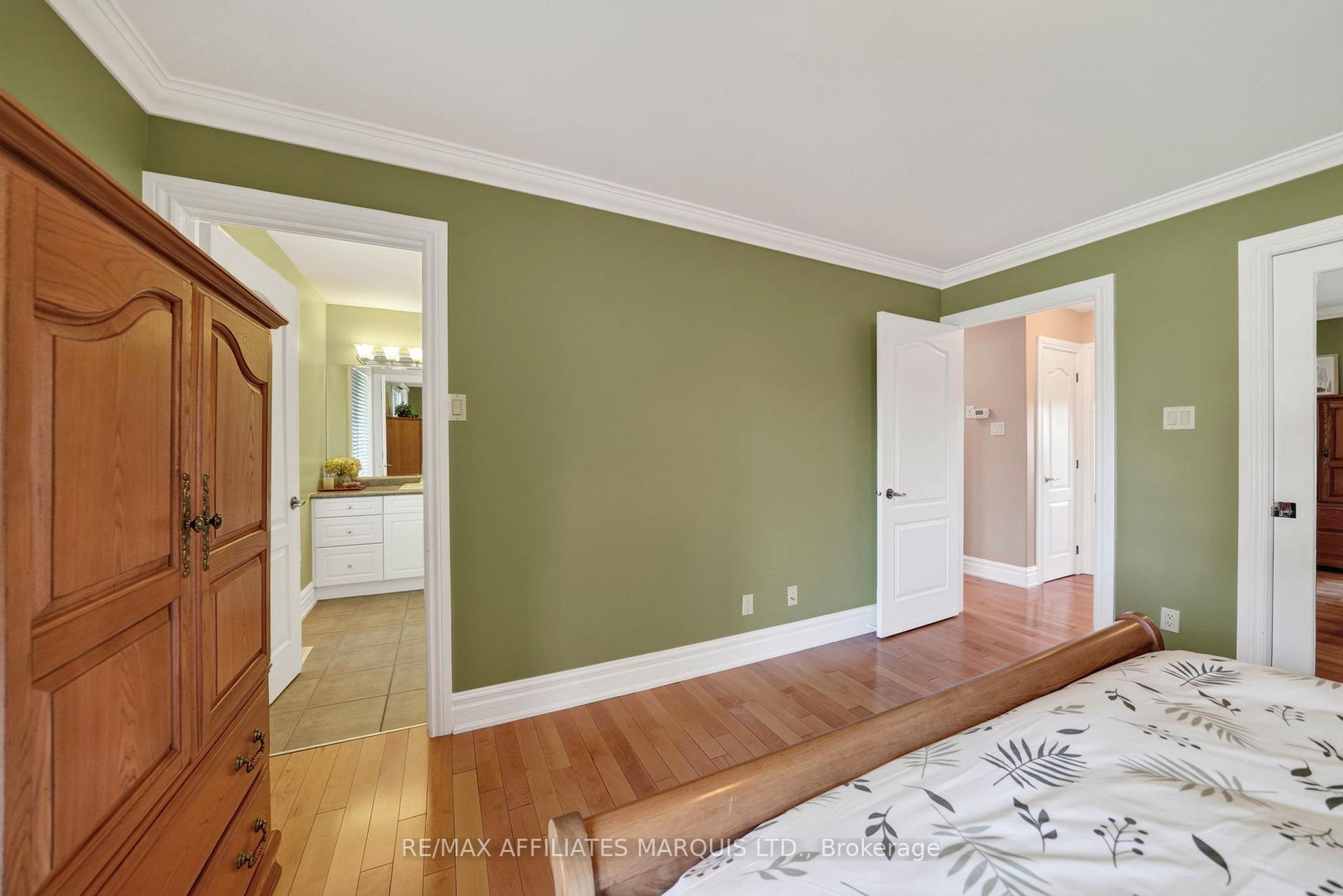 Photo 24 of 408 Bellevue Crescent, Cornwall, Cornwall — HOMEH