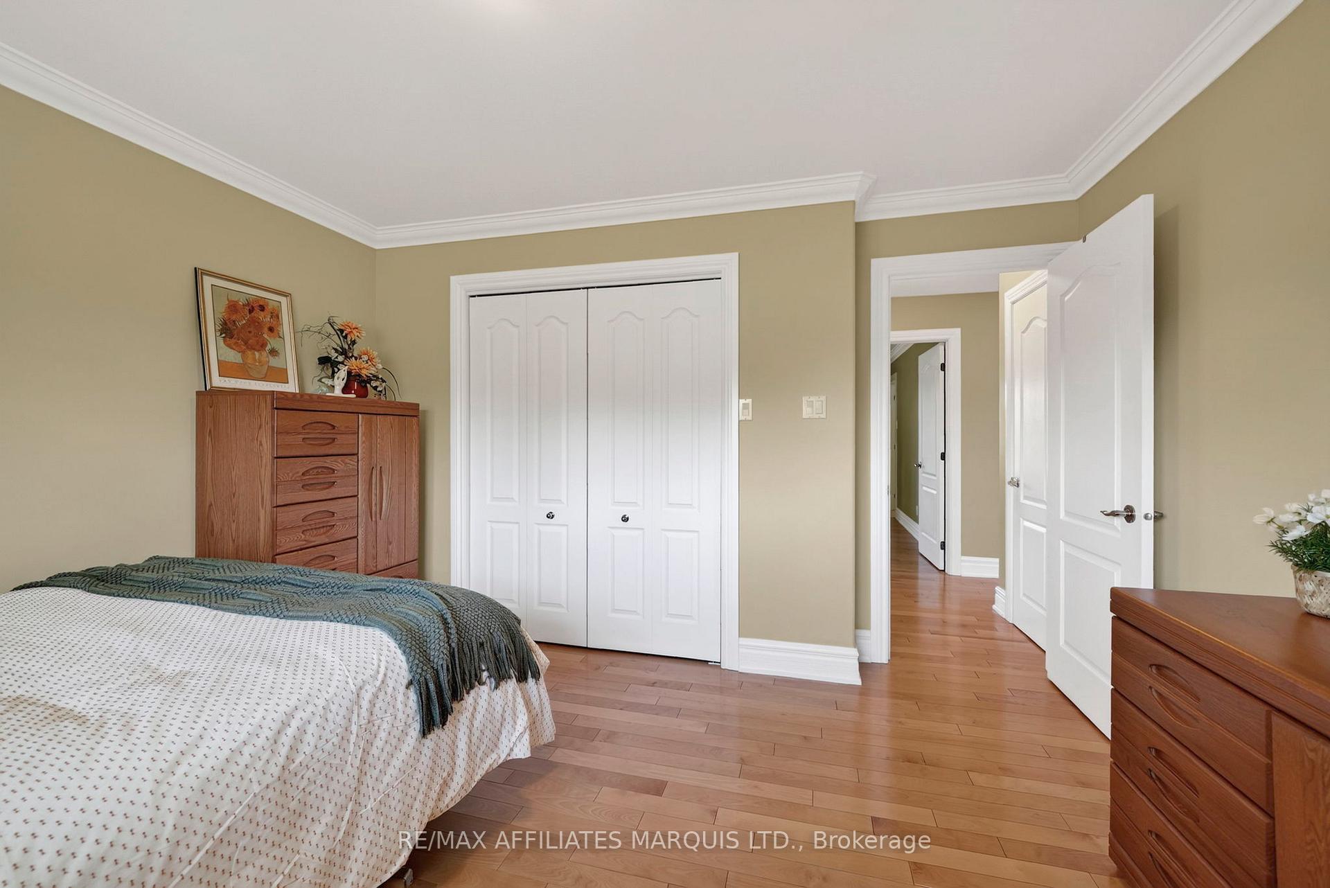Photo 28 of 408 Bellevue Crescent, Cornwall, Cornwall — HOMEH