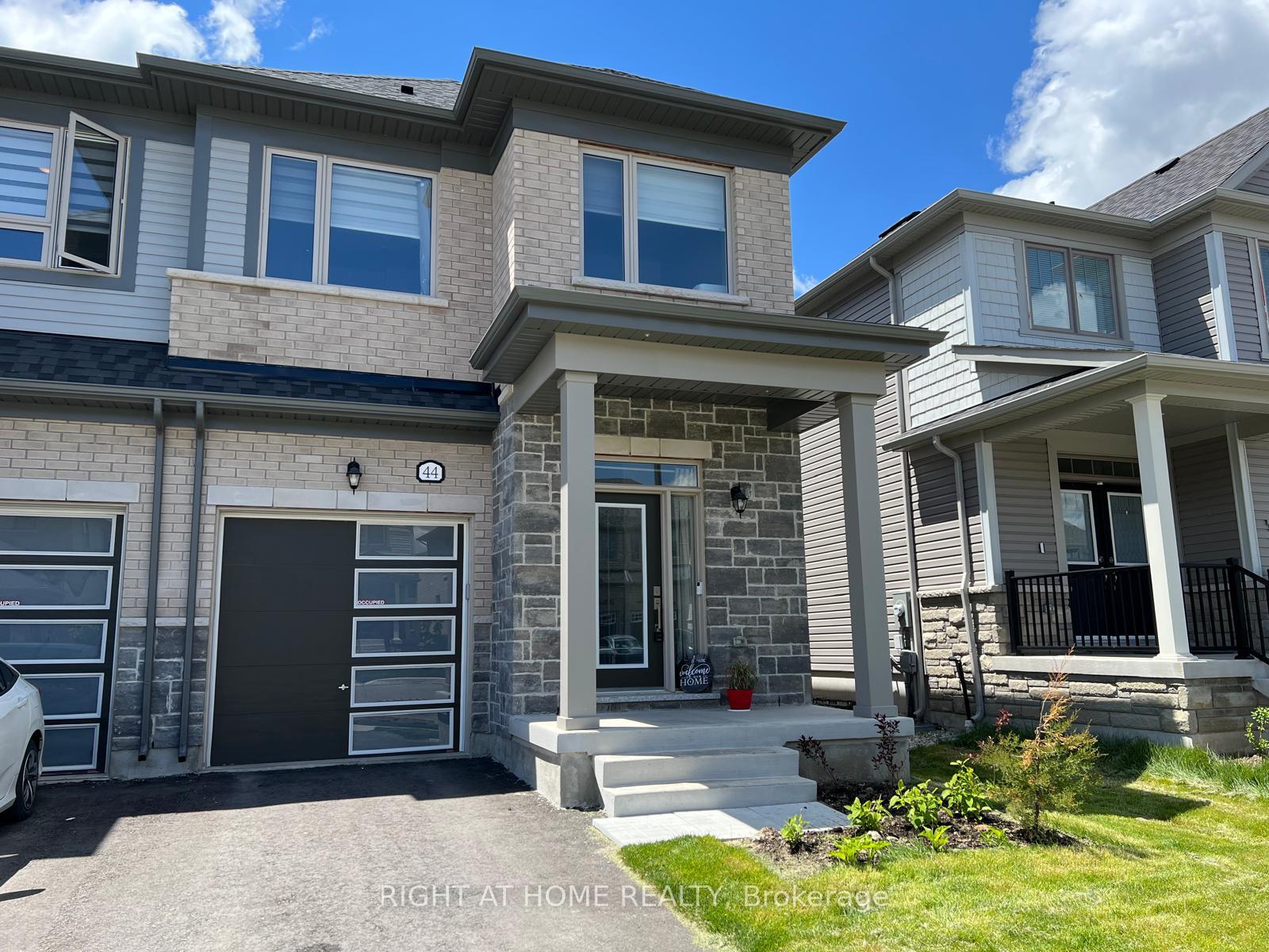 Photo 2 of 44 Gauley Drive, Centre Wellington, Fergus — HOMEH