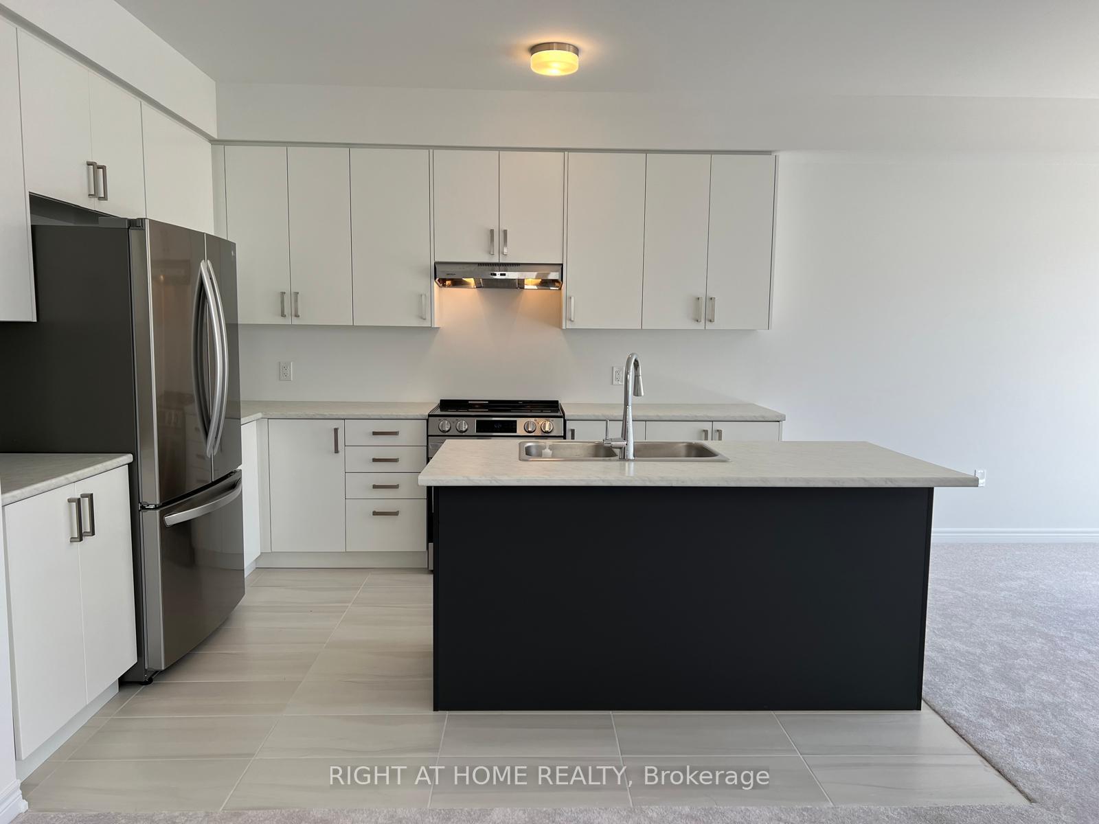 Photo 8 of 44 Gauley Drive, Centre Wellington, Fergus — HOMEH