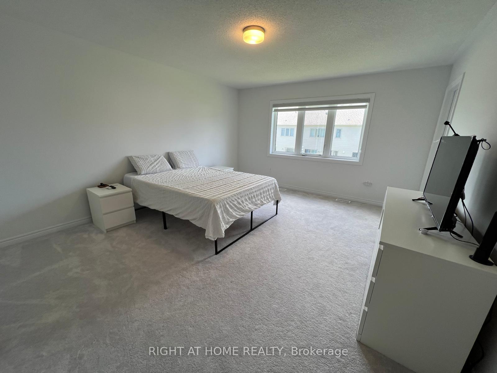 Photo 15 of 44 Gauley Drive, Centre Wellington, Fergus — HOMEH