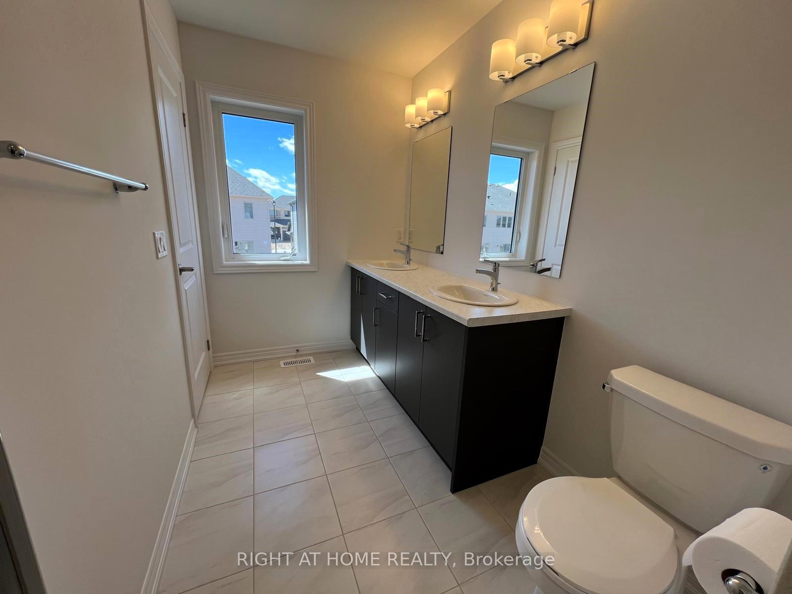 Photo 17 of 44 Gauley Drive, Centre Wellington, Fergus — HOMEH