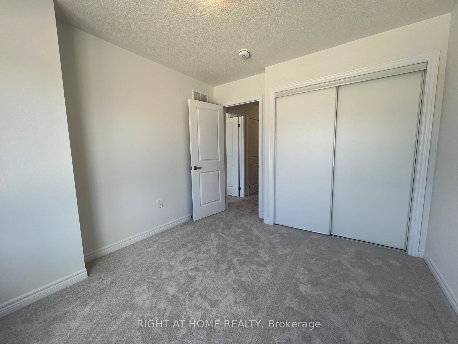 Photo 20 of 44 Gauley Drive, Centre Wellington, Fergus — HOMEH