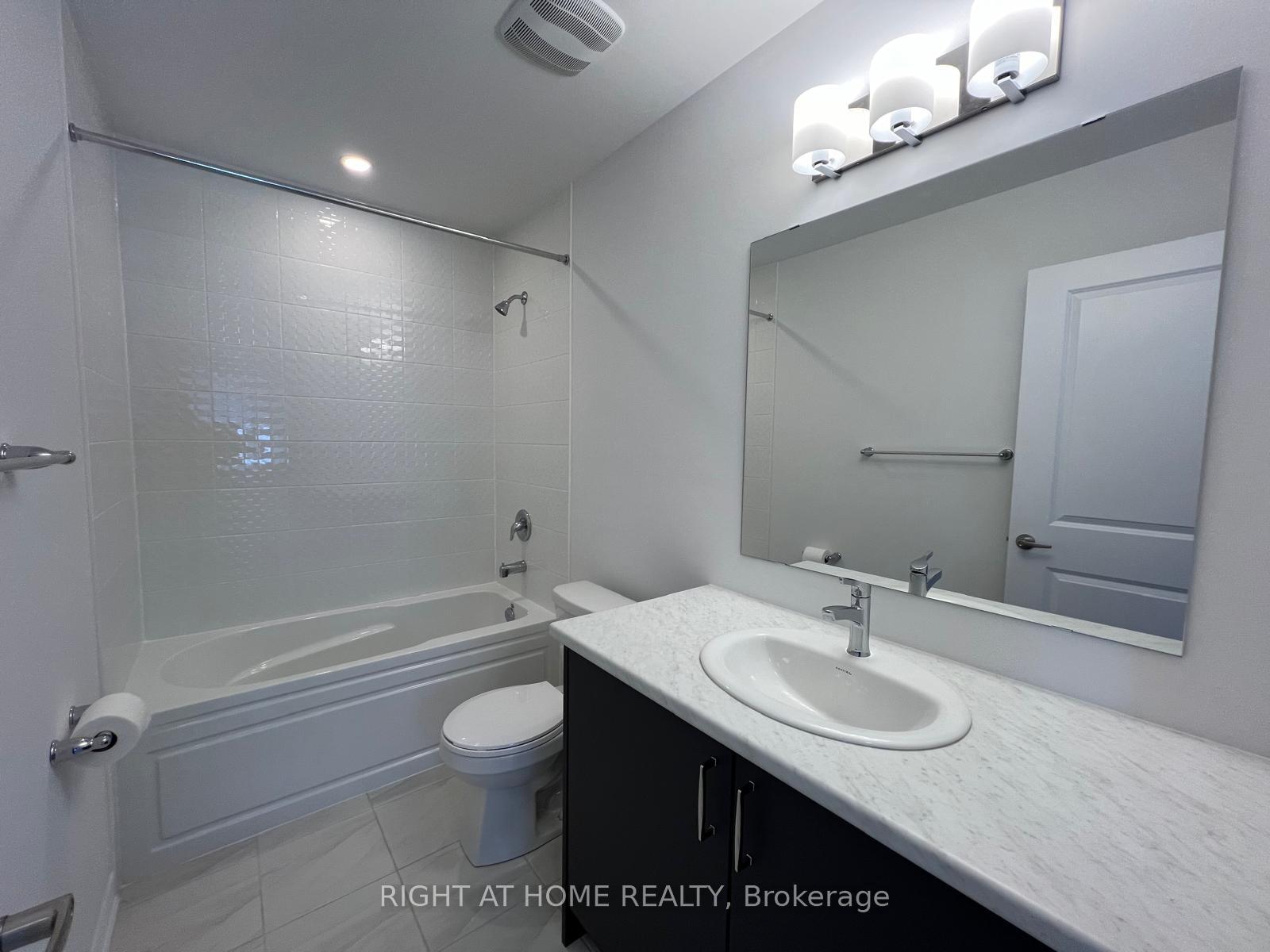 Photo 24 of 44 Gauley Drive, Centre Wellington, Fergus — HOMEH