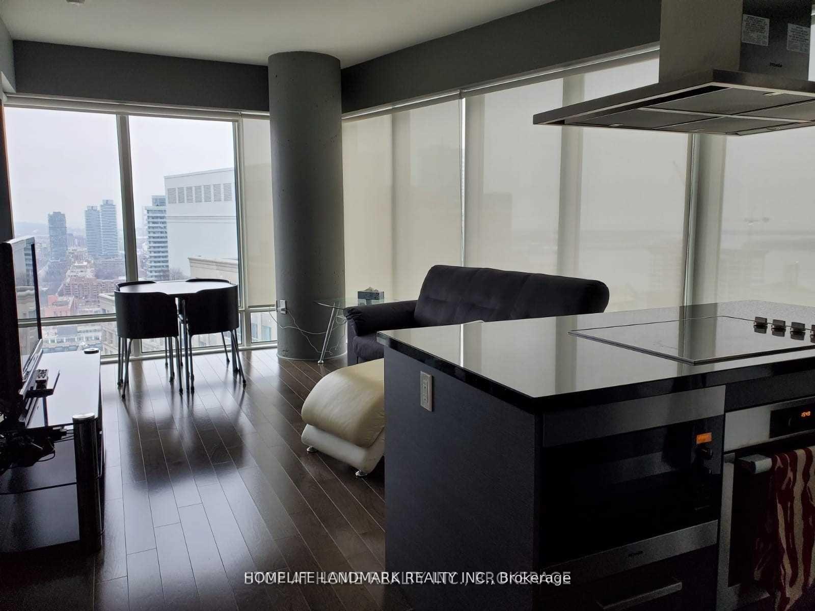 Photo 2 of Unit 3111, 8 The Esplanade, Toronto, Waterfront Communities — HOMEH