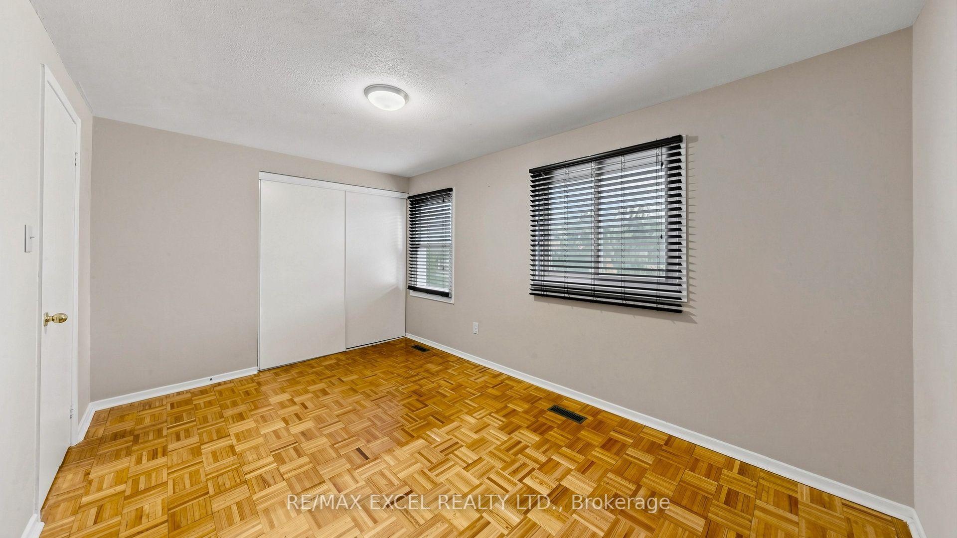 Photo 15 of 21 Spangler Road, Markham, Middlefield — HOMEH