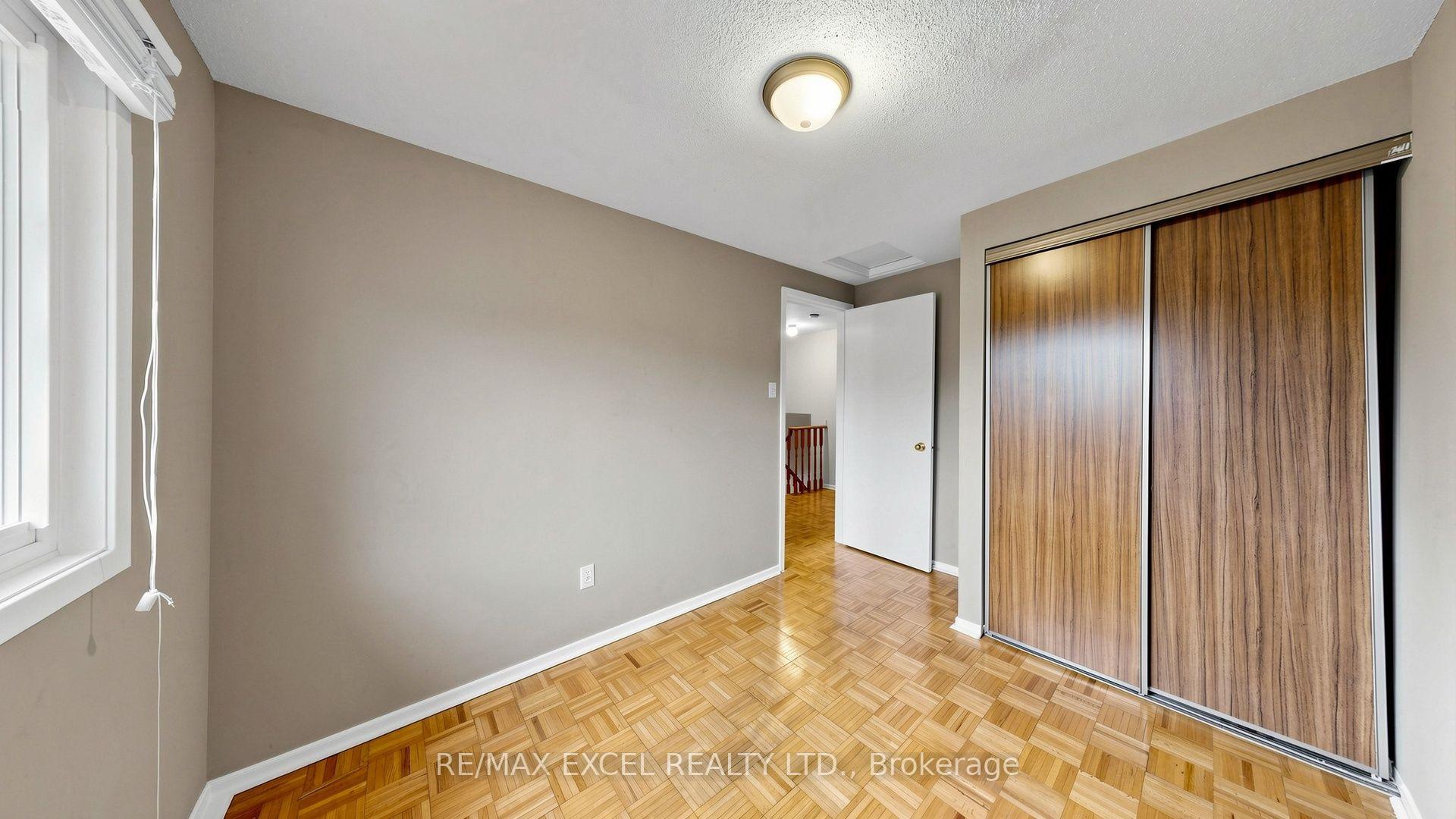 Photo 19 of 21 Spangler Road, Markham, Middlefield — HOMEH