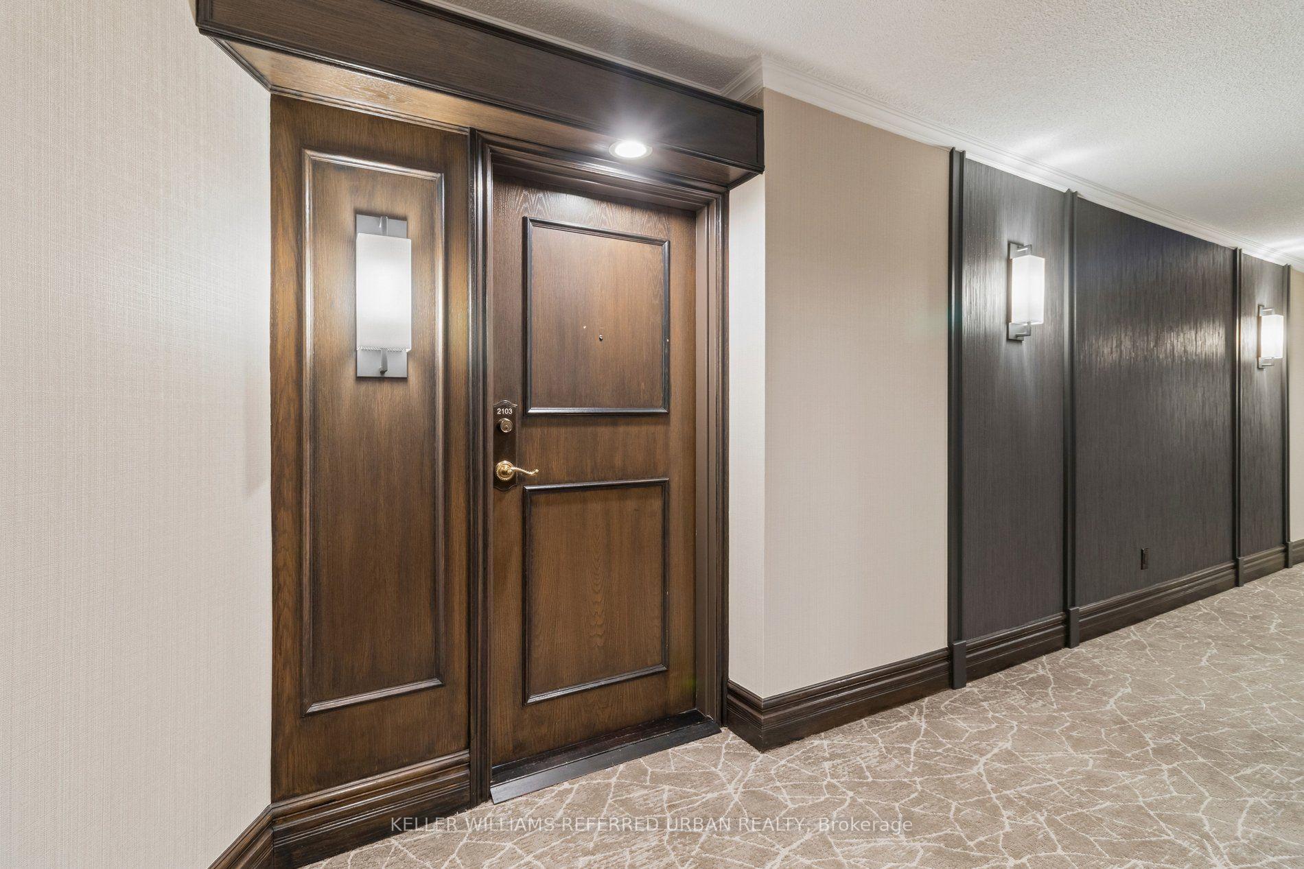 Photo 8 of Unit 2103, 85 Skymark Drive, North York, Hillcrest Village — HOMEH