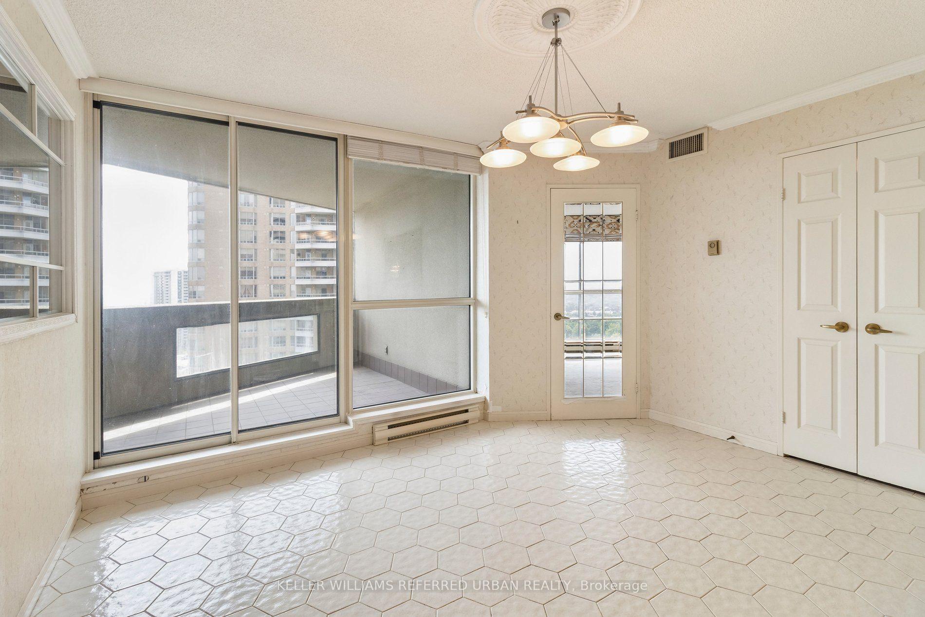 Photo 14 of Unit 2103, 85 Skymark Drive, North York, Hillcrest Village — HOMEH