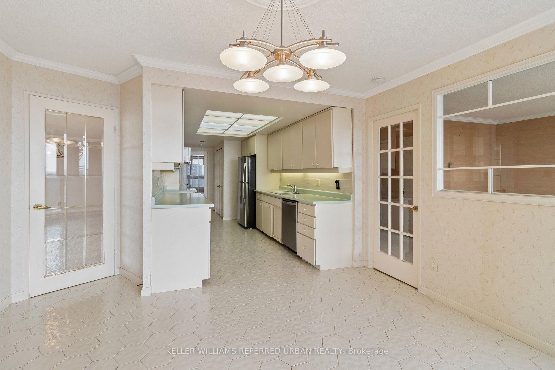 Photo 16 of Unit 2103, 85 Skymark Drive, North York, Hillcrest Village — HOMEH