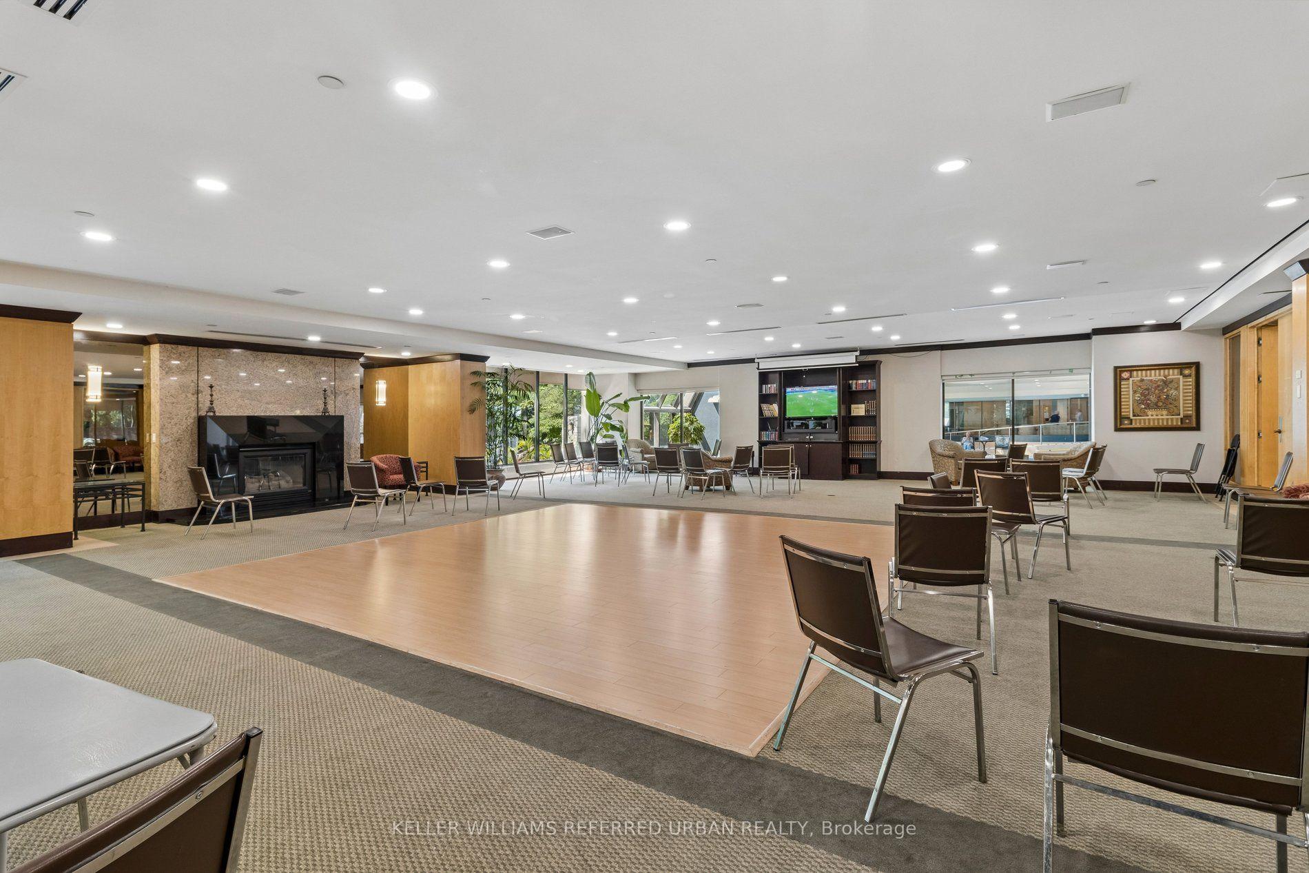Photo 47 of Unit 2103, 85 Skymark Drive, North York, Hillcrest Village — HOMEH