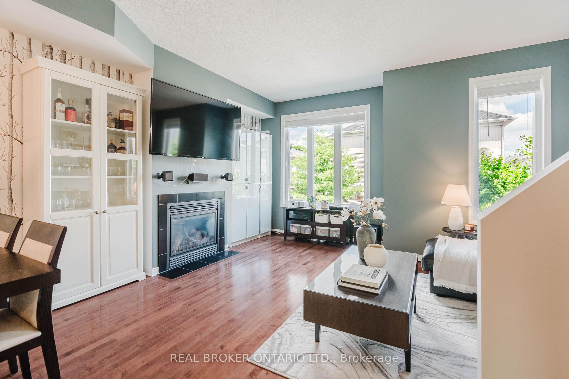 Photo 10 of 88 Songbird Private, Ottawa, Westcliffe Estates — HOMEH
