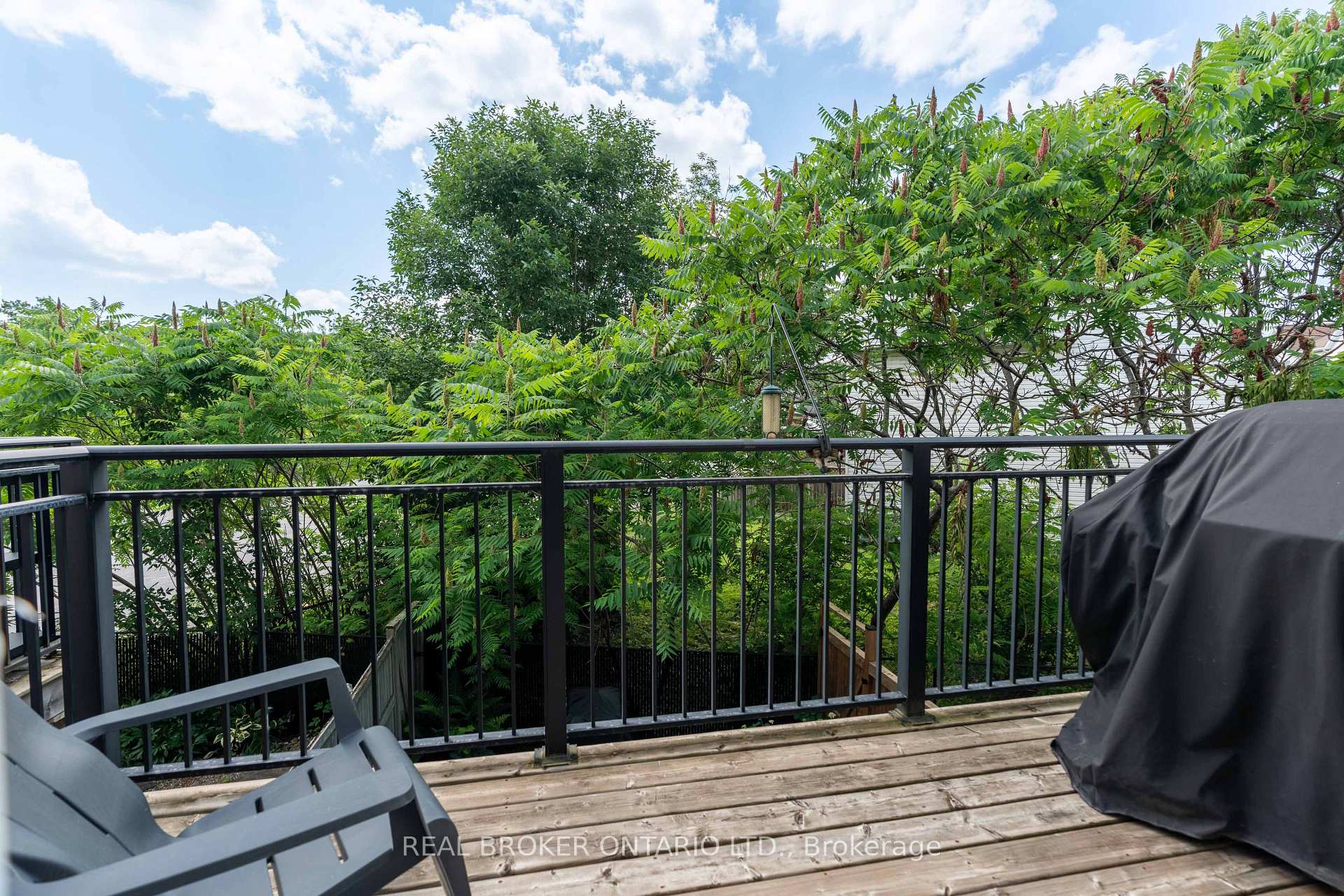 Photo 19 of 88 Songbird Private, Ottawa, Westcliffe Estates — HOMEH