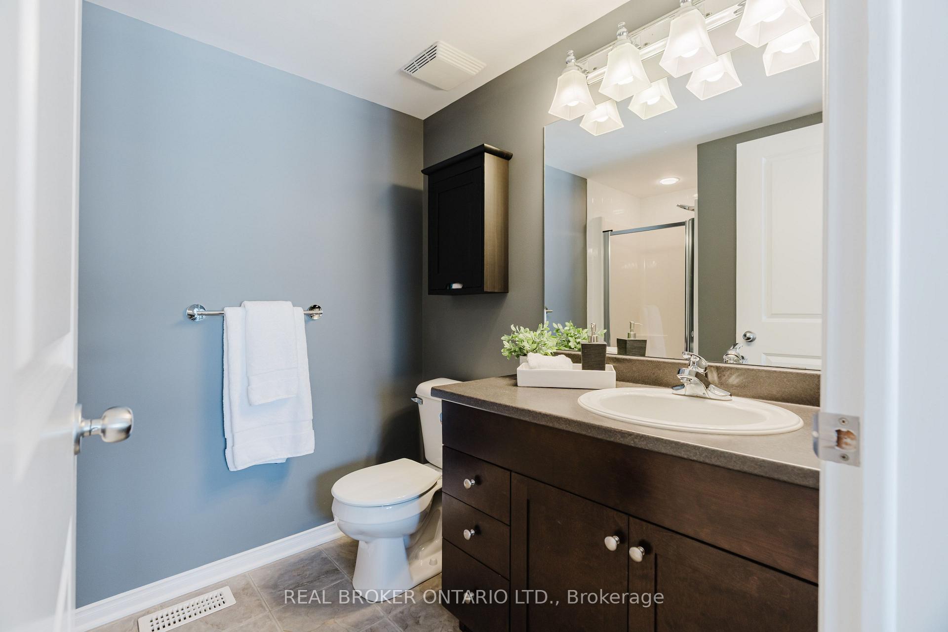Photo 24 of 88 Songbird Private, Ottawa, Westcliffe Estates — HOMEH