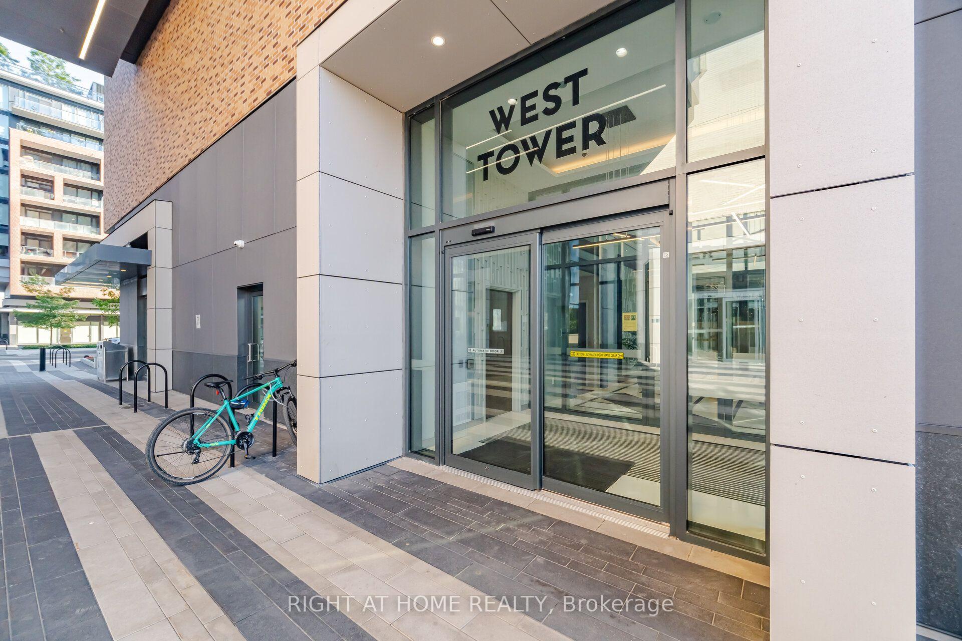 Photo 2 of Unit 714, 100 Eagle Rock Way, Vaughan, Rural Vaughan — HOMEH