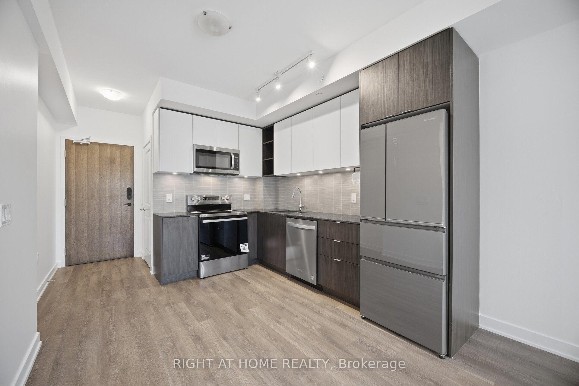 Photo 7 of Unit 714, 100 Eagle Rock Way, Vaughan, Rural Vaughan — HOMEH