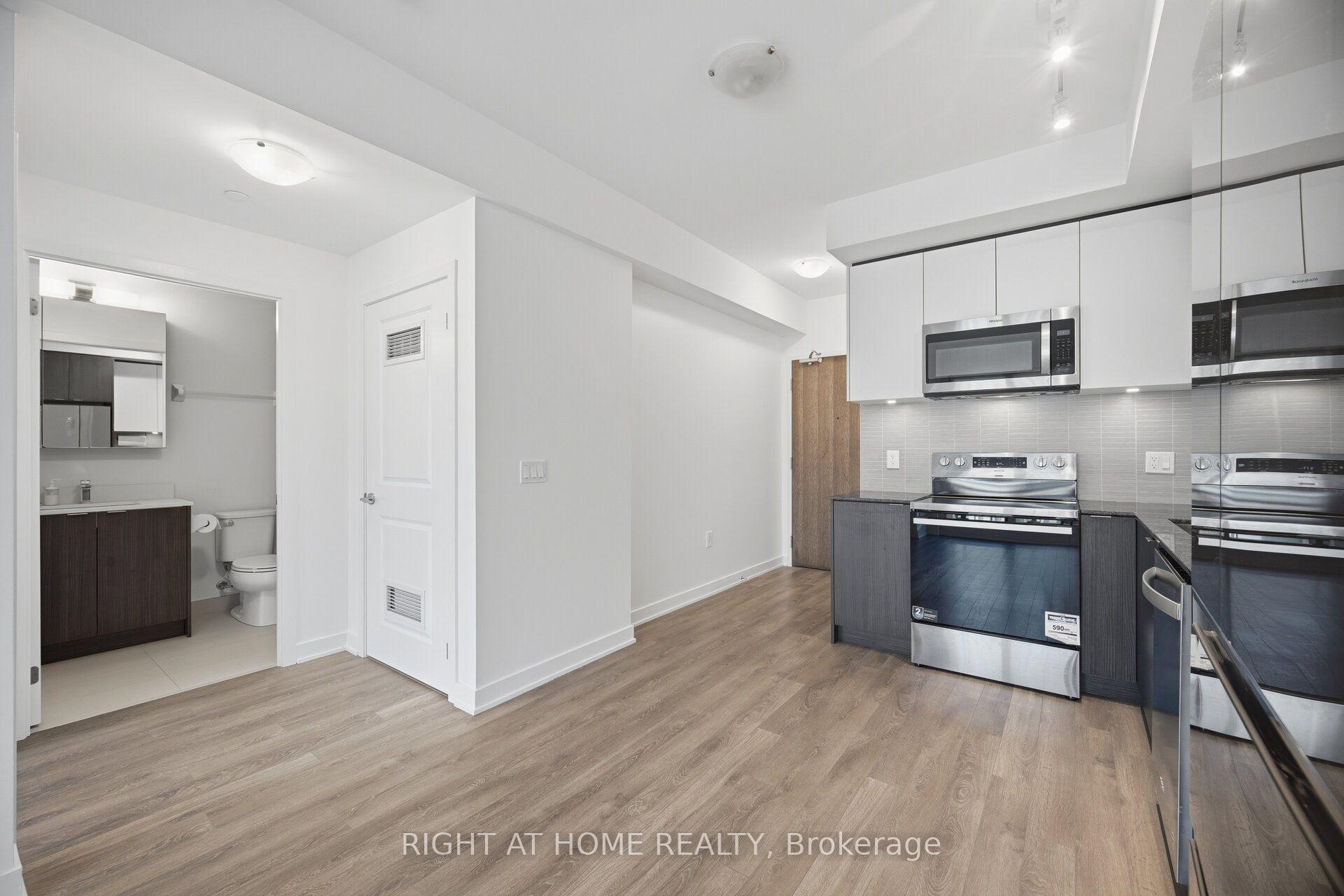 Photo 9 of Unit 714, 100 Eagle Rock Way, Vaughan, Rural Vaughan — HOMEH