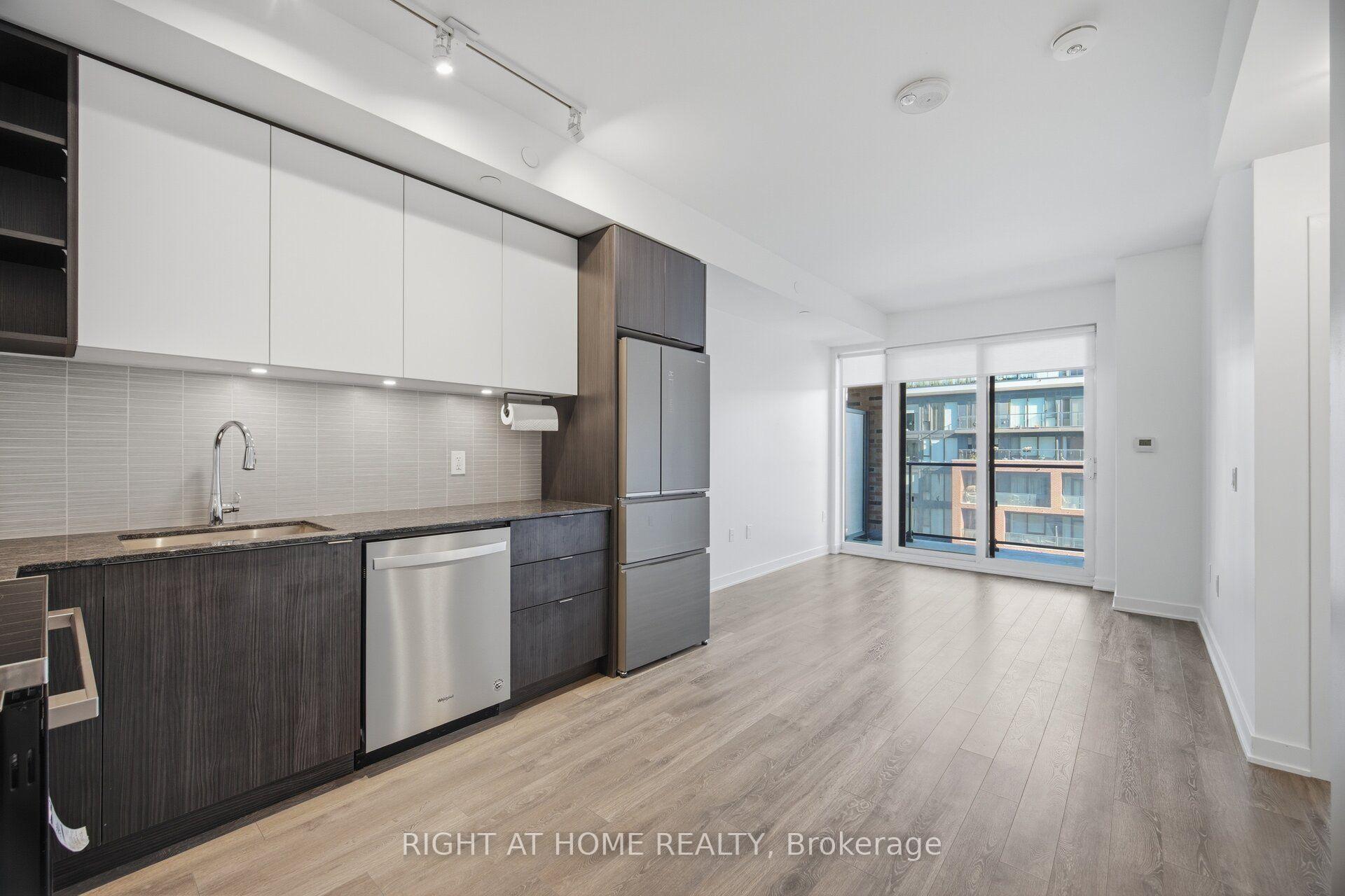 Photo 11 of Unit 714, 100 Eagle Rock Way, Vaughan, Rural Vaughan — HOMEH