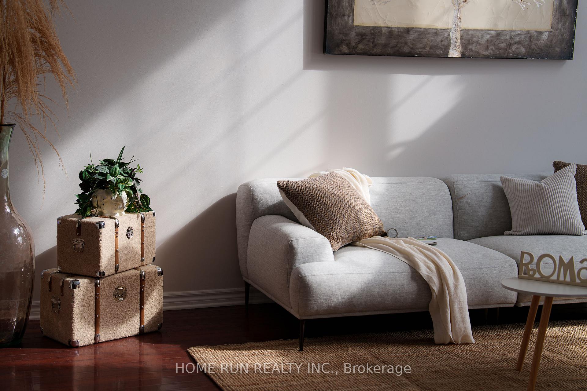Photo 5 of 531 Bretby Crescent, Ottawa, Barrhaven - Cedargrove/Fraserdale — HOMEH