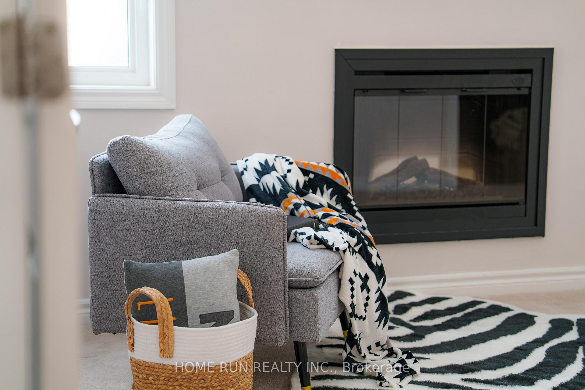 Photo 15 of 531 Bretby Crescent, Ottawa, Barrhaven - Cedargrove/Fraserdale — HOMEH
