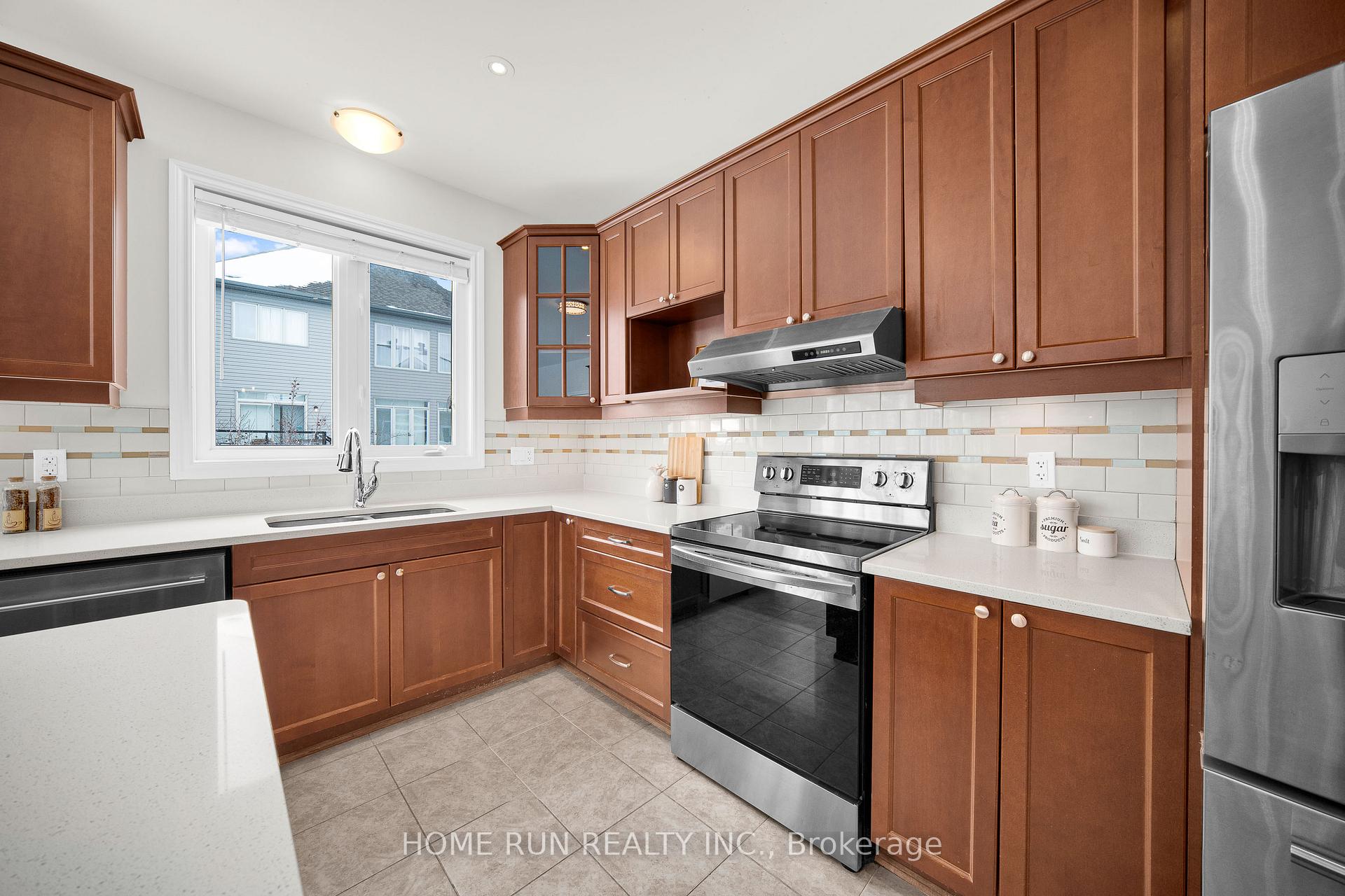 Photo 39 of 531 Bretby Crescent, Ottawa, Barrhaven - Cedargrove/Fraserdale — HOMEH