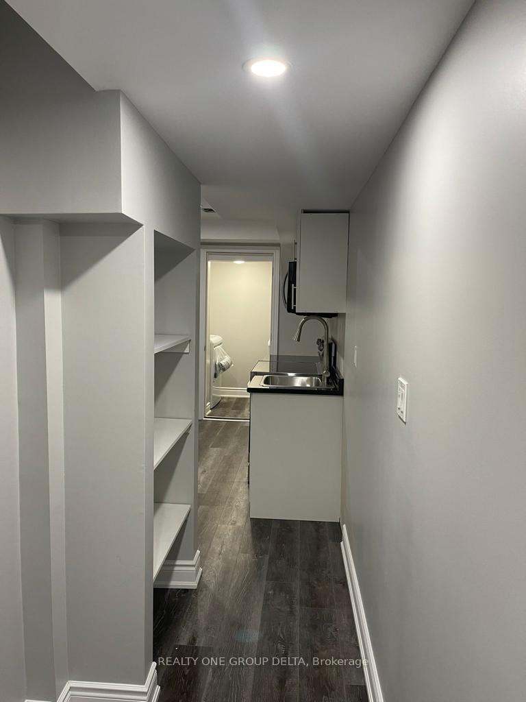 Photo 9 of 6 Quinton (Upper Level) Ridge, Brampton, Bram West — HOMEH