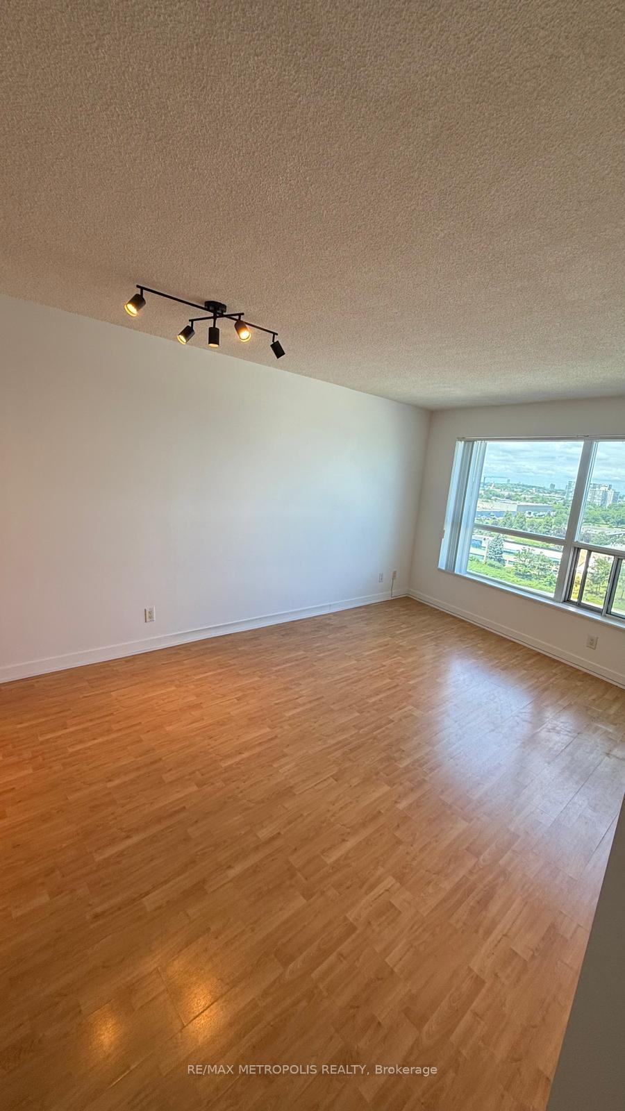 Photo 5 of Unit 1203, 36 Lee Centre Drive, Scarborough, Woburn — HOMEH
